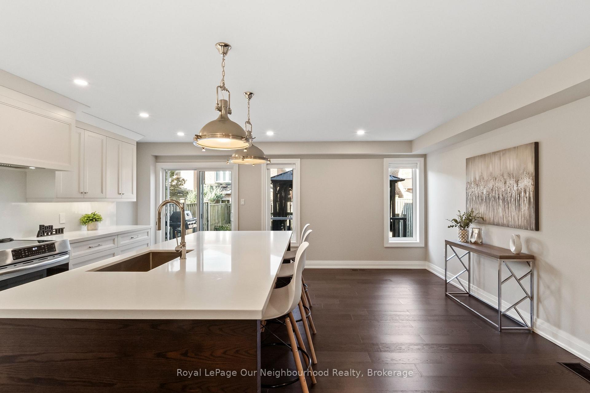 Photo 16 of 16 Bettina Place, Whitby, Rolling Acres — HOMEH