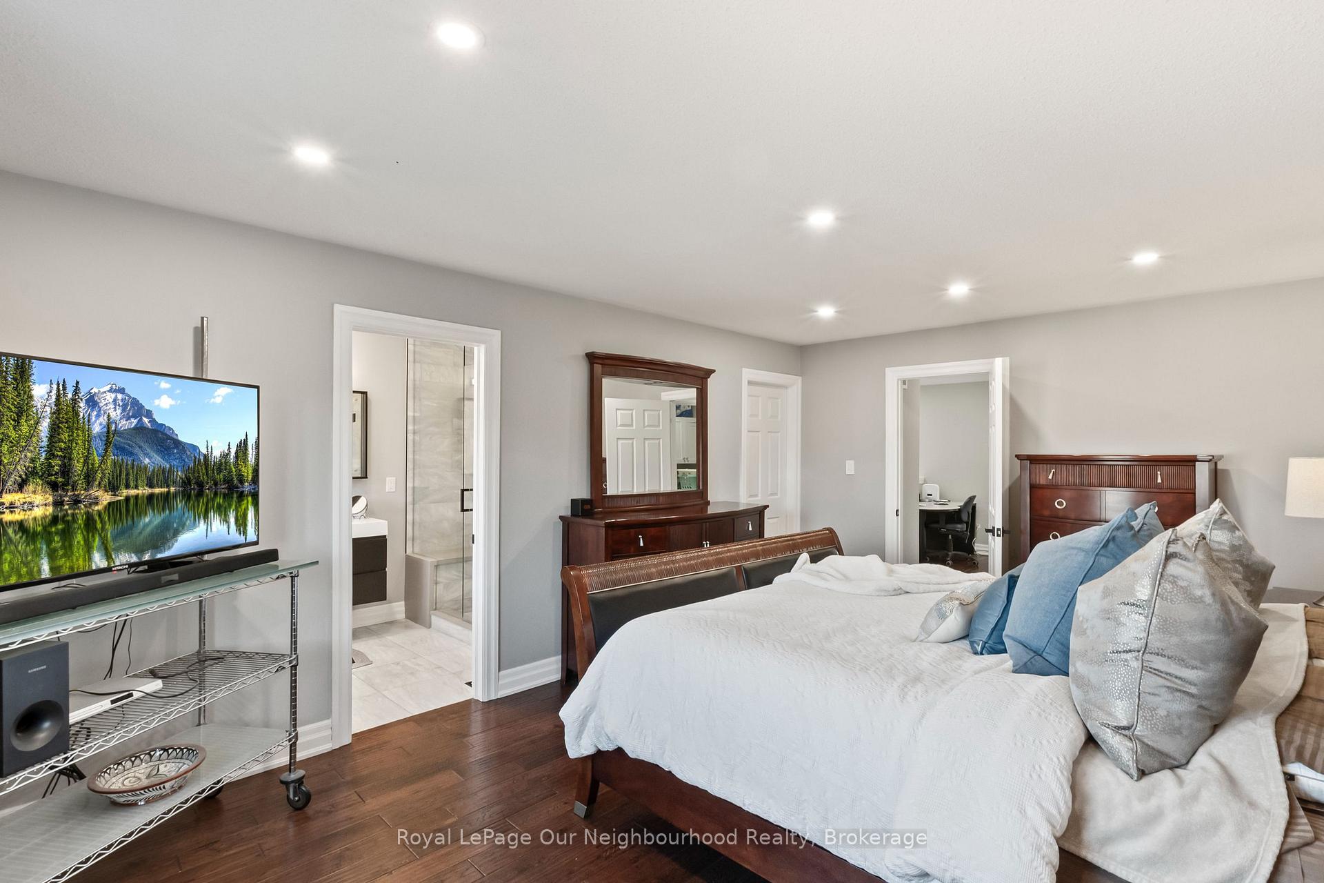 Photo 20 of 16 Bettina Place, Whitby, Rolling Acres — HOMEH