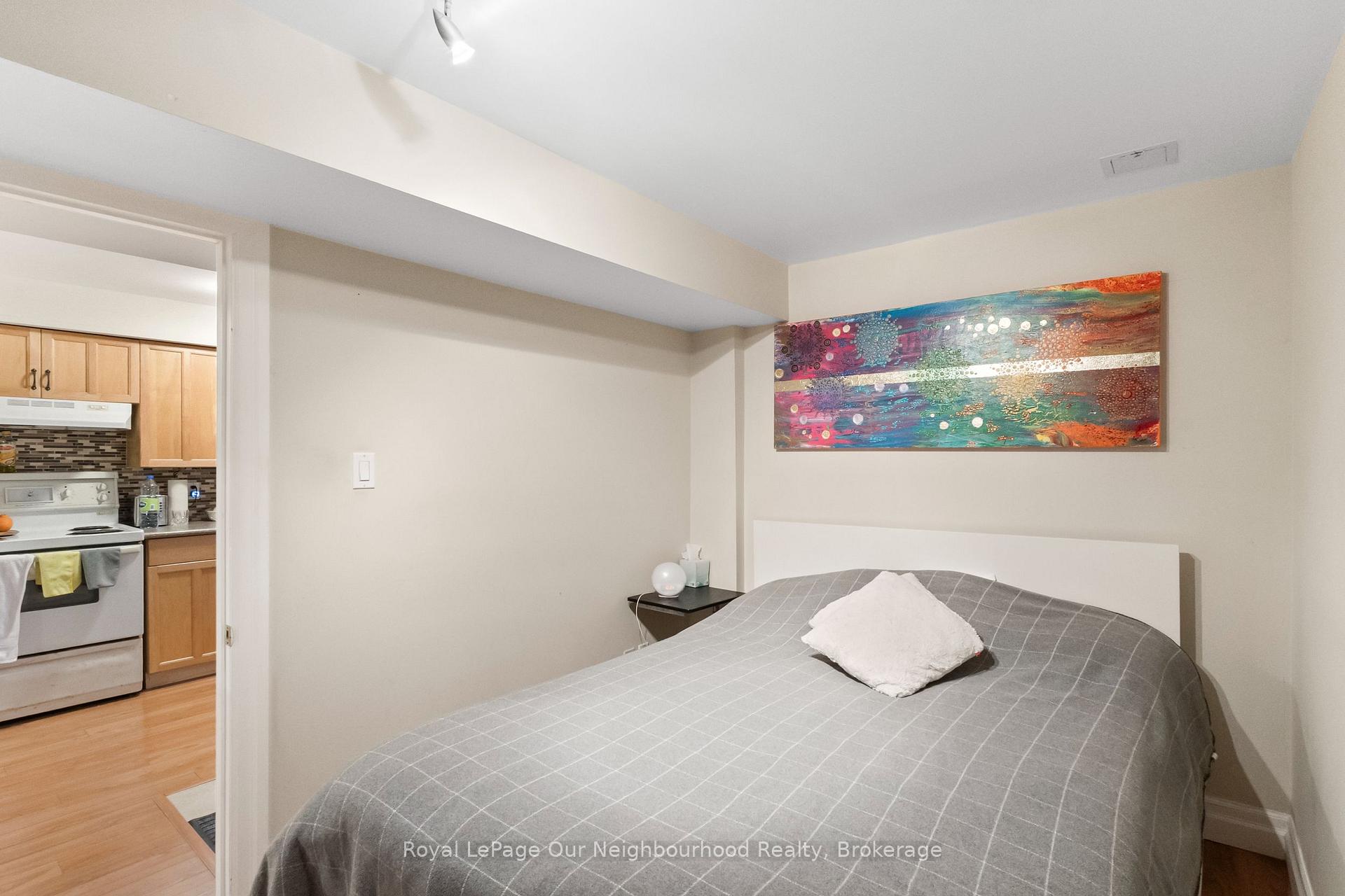 Photo 42 of 16 Bettina Place, Whitby, Rolling Acres — HOMEH