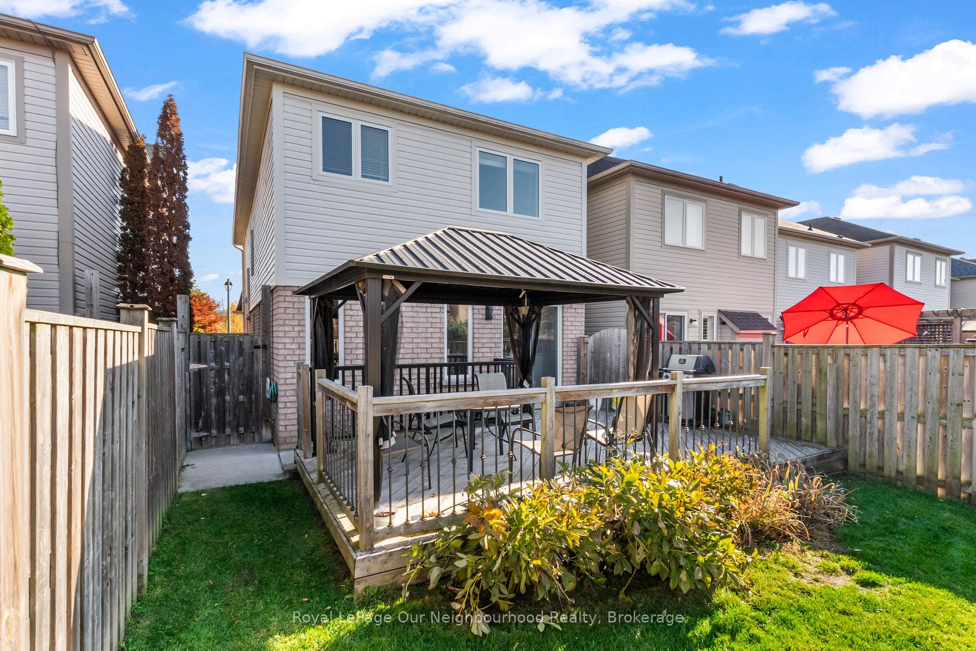 Photo 47 of 16 Bettina Place, Whitby, Rolling Acres — HOMEH
