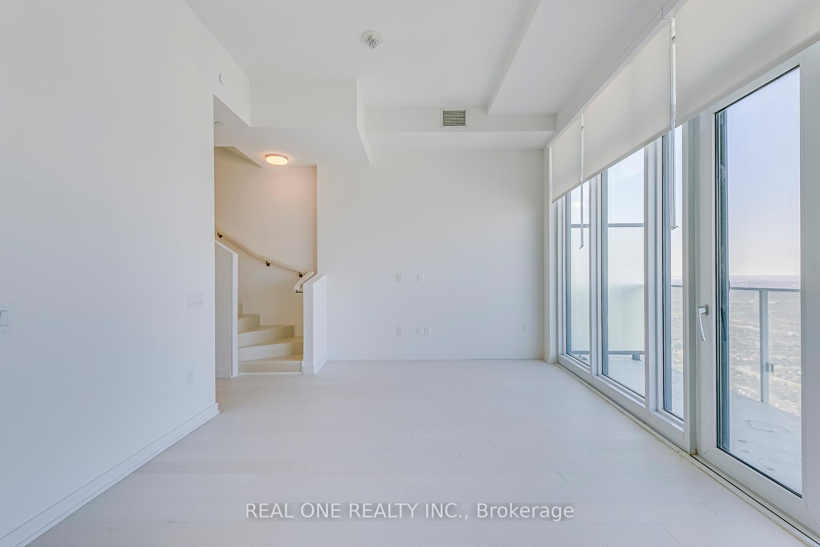 Photo 8 of Unit 6009, 3883 Quartz Road, Mississauga, City Centre — HOMEH