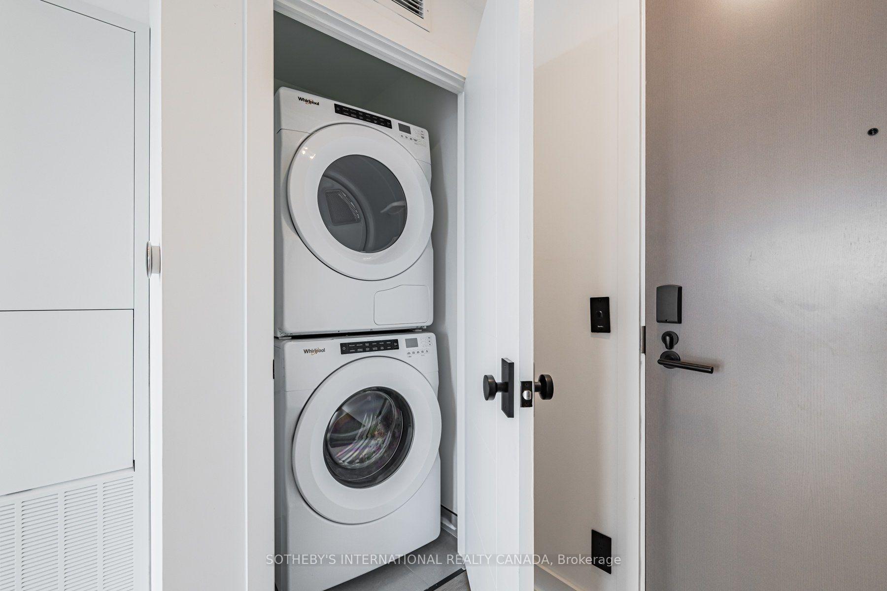 Photo 16 of Unit E2905, 30 Mutual Street, Toronto, Church-Yonge Corridor — HOMEH