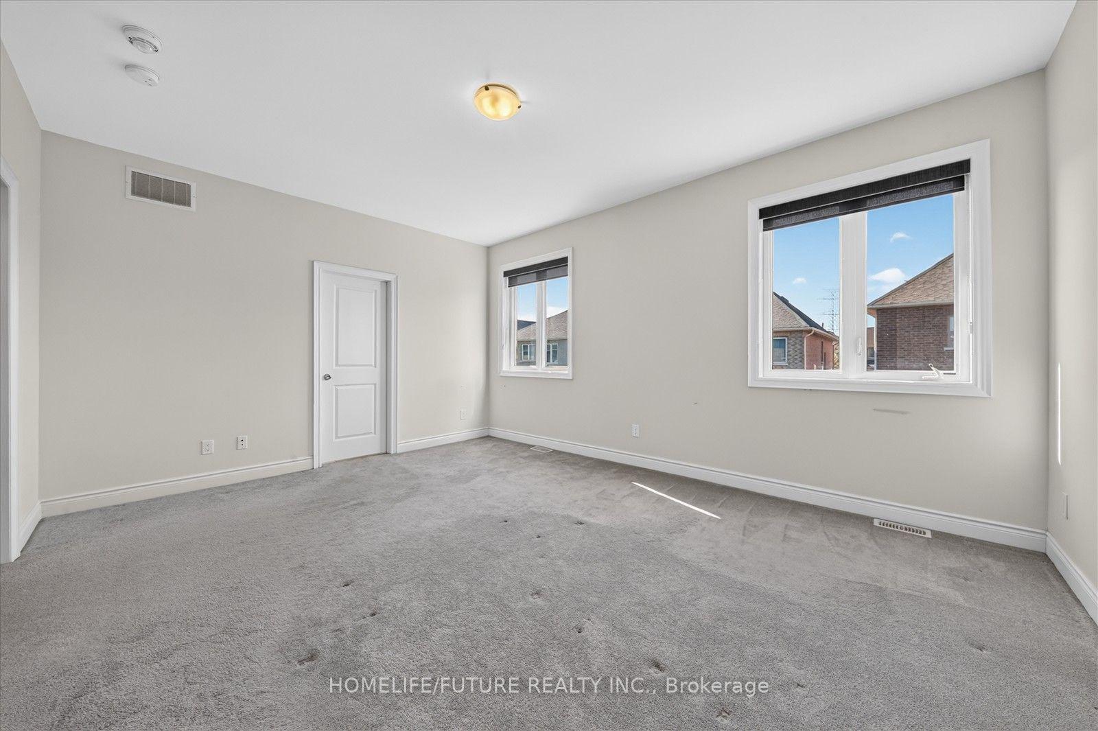 Photo 19 of 2548 Bandsman Crescent, Oshawa, Windfields — HOMEH