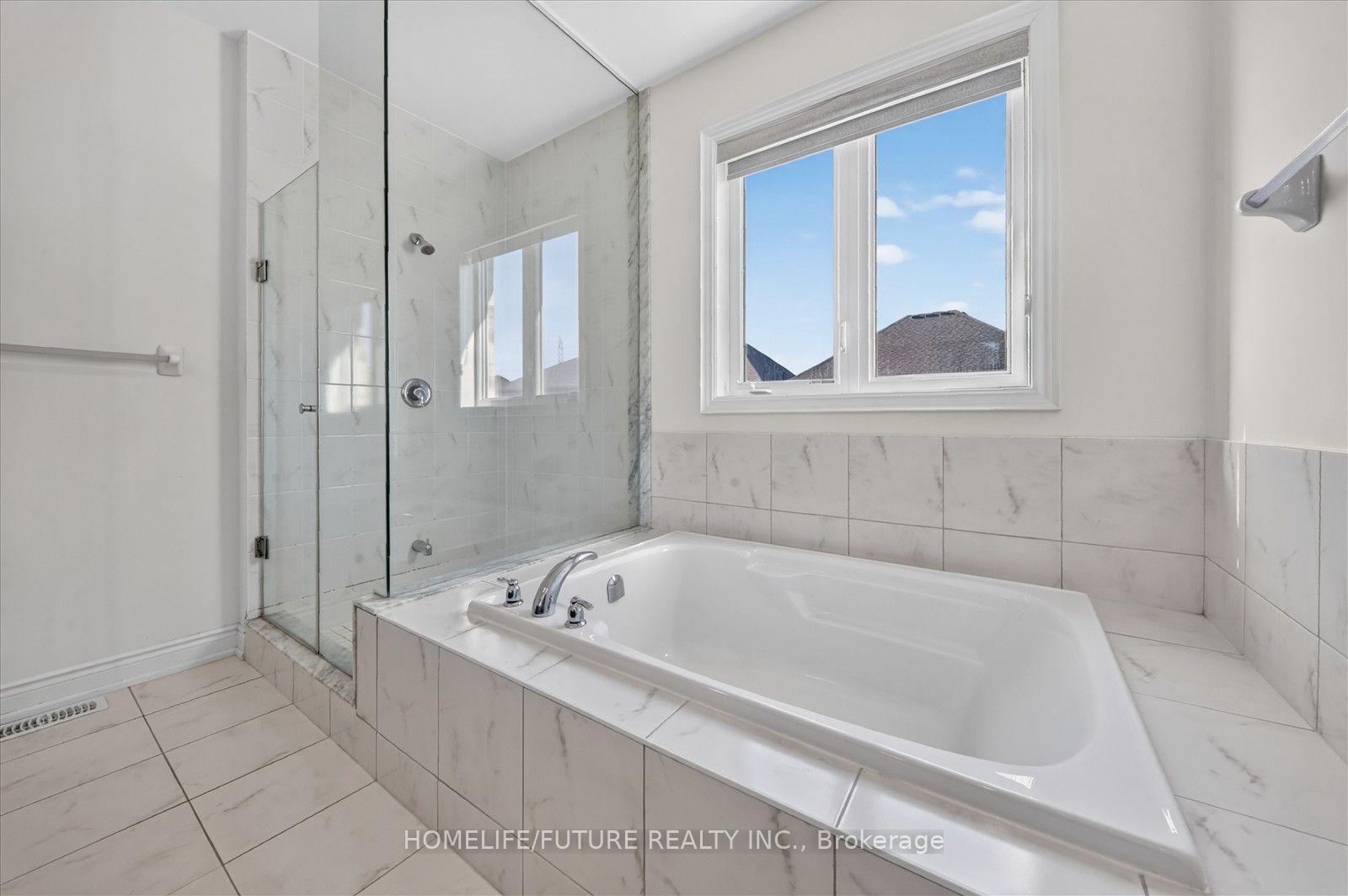 Photo 22 of 2548 Bandsman Crescent, Oshawa, Windfields — HOMEH