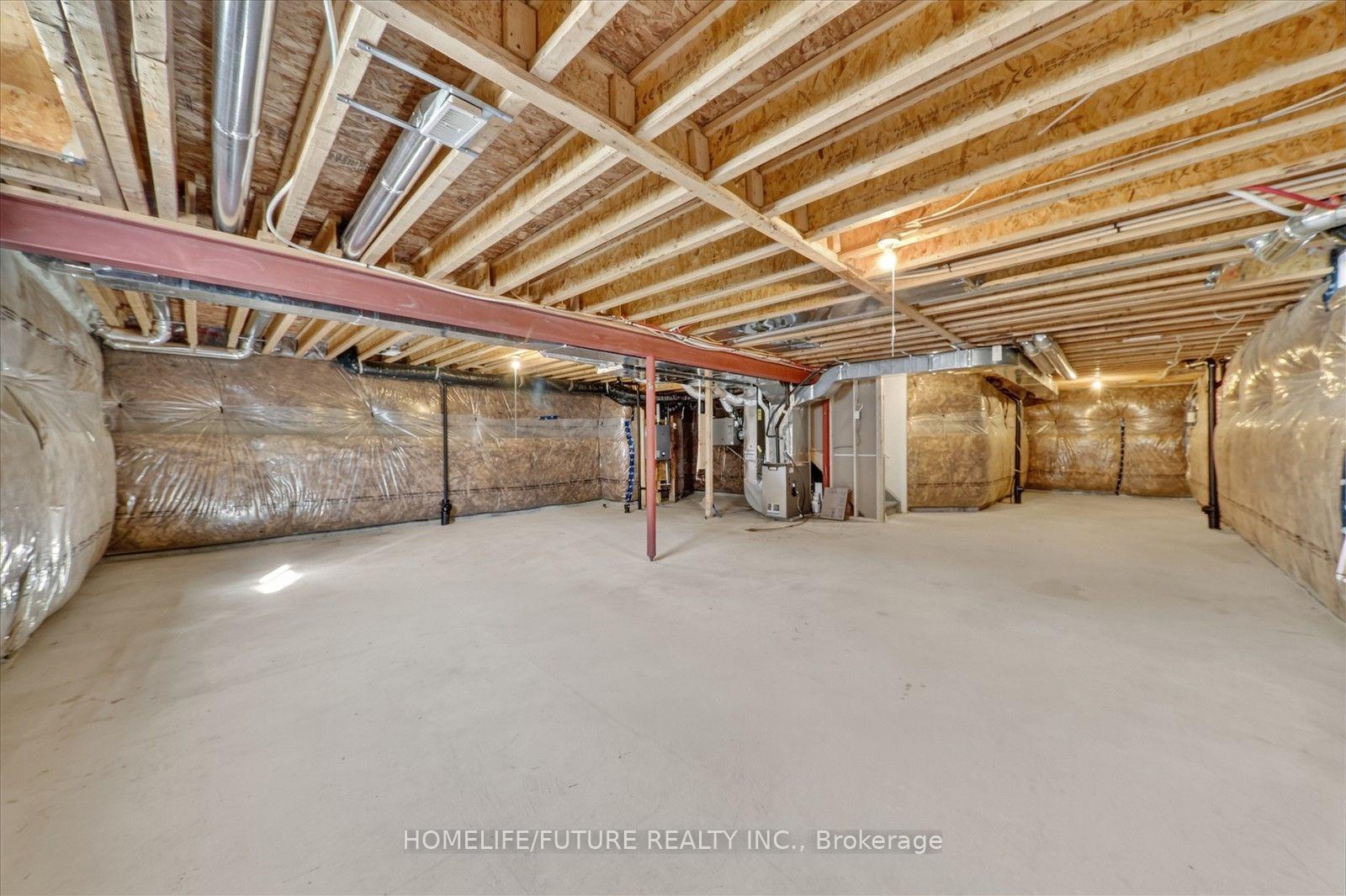 Photo 34 of 2548 Bandsman Crescent, Oshawa, Windfields — HOMEH