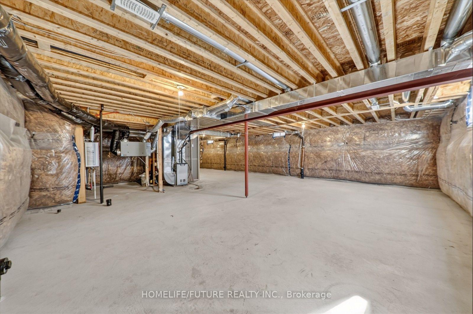 Photo 35 of 2548 Bandsman Crescent, Oshawa, Windfields — HOMEH
