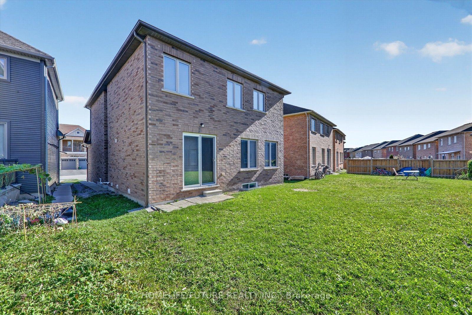 Photo 37 of 2548 Bandsman Crescent, Oshawa, Windfields — HOMEH