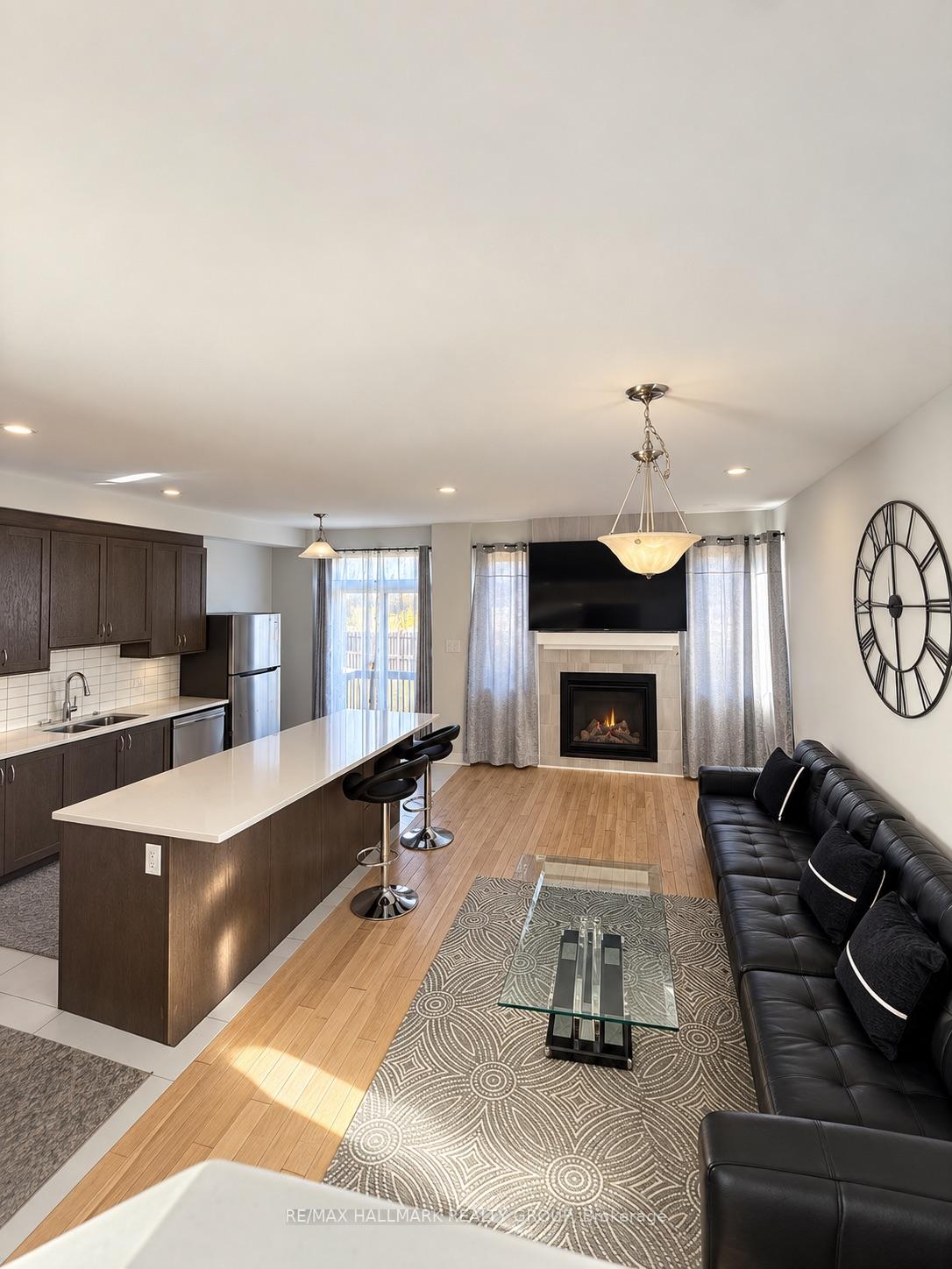 Photo 2 of 319 Blossom Pass Terrace, Ottawa, Avalon East — HOMEH
