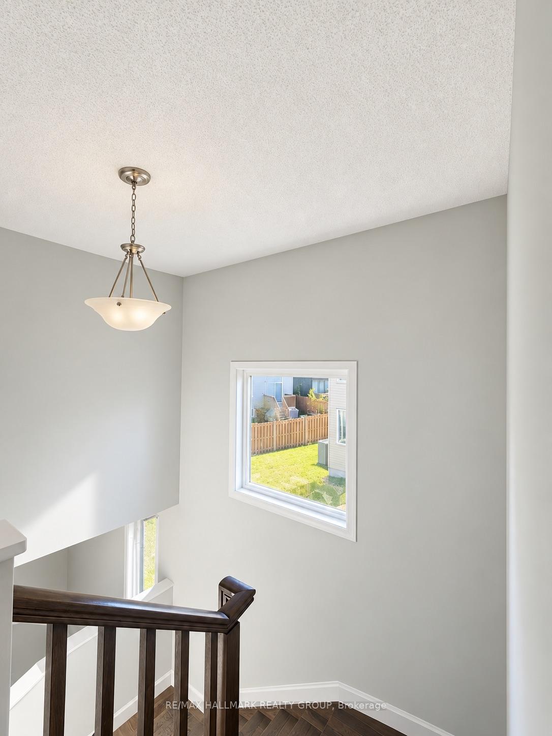Photo 8 of 319 Blossom Pass Terrace, Ottawa, Avalon East — HOMEH