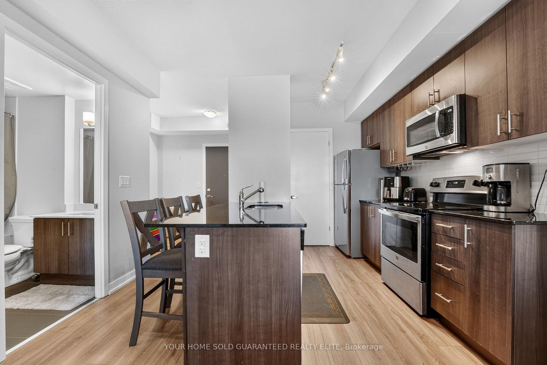 Photo 4 of Unit 412, 550 North Service Road, Grimsby, Grimsby Beach — HOMEH
