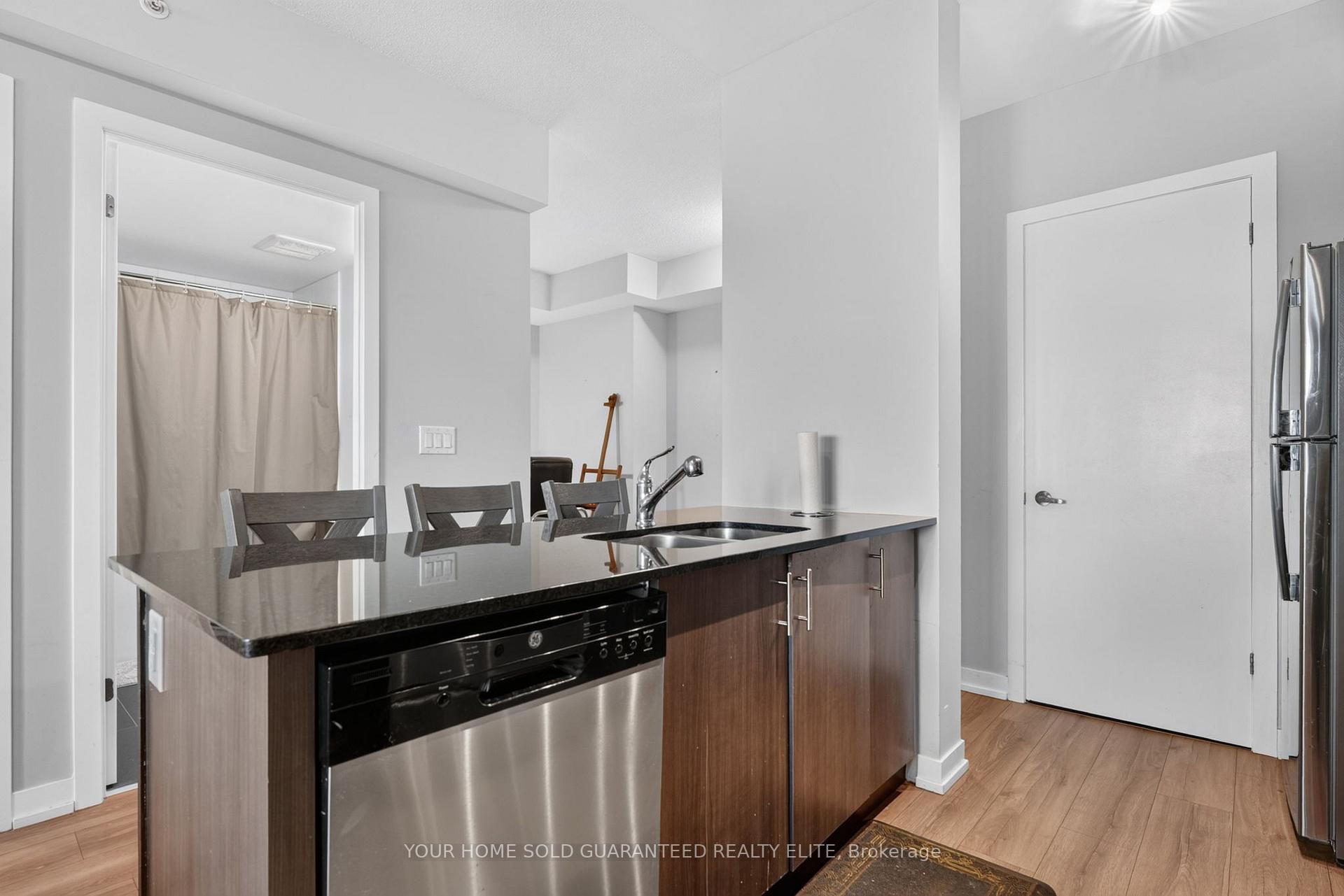 Photo 5 of Unit 412, 550 North Service Road, Grimsby, Grimsby Beach — HOMEH