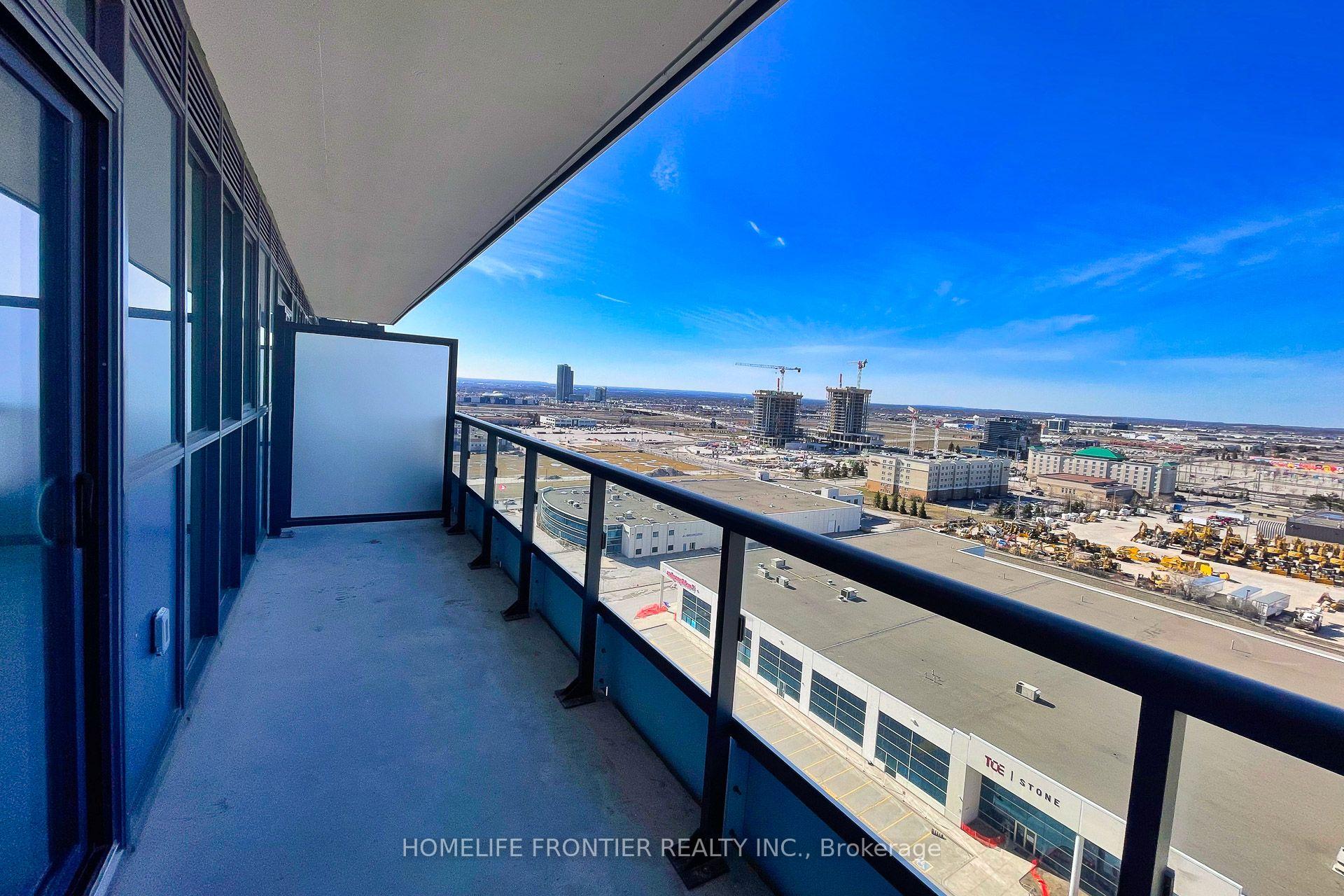 Photo 18 of Unit 1712, 38 Honeycrisp Crescent, Vaughan, Vaughan Corporate Centre — HOMEH