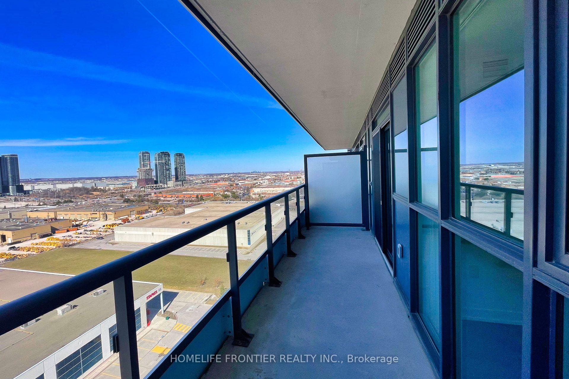 Photo 19 of Unit 1712, 38 Honeycrisp Crescent, Vaughan, Vaughan Corporate Centre — HOMEH