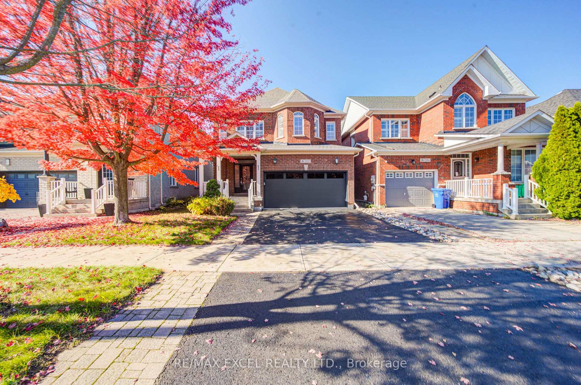Photo of 202 West Lawn Crescent