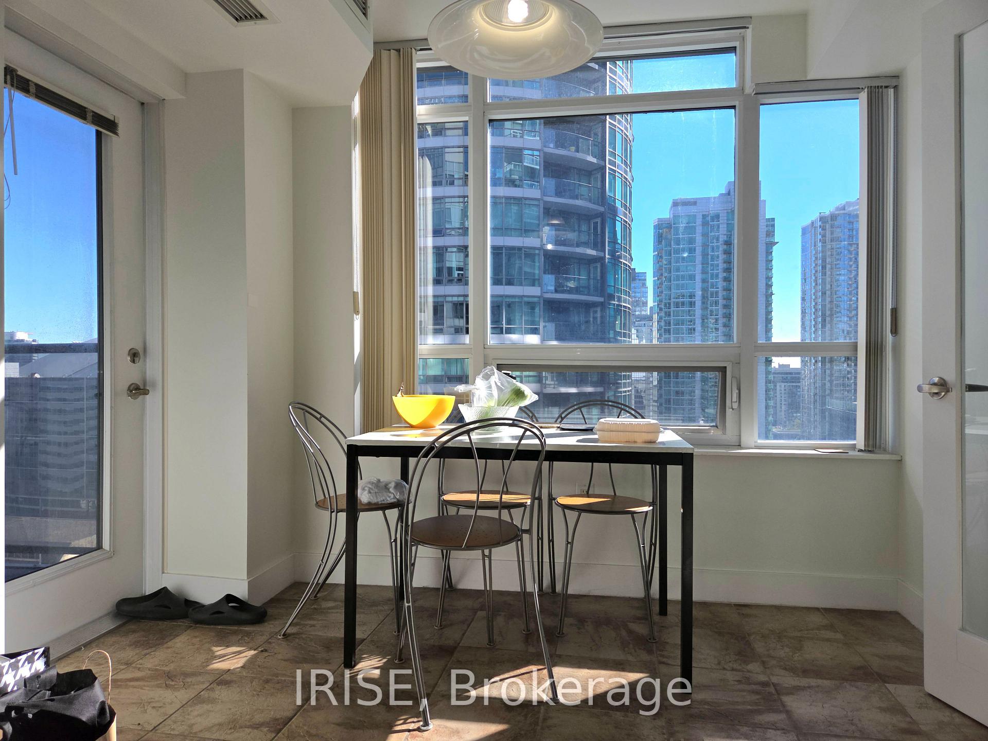 Photo 8 of Unit 1919, 20 Blue Jays Way, Toronto, Waterfront Communities — HOMEH
