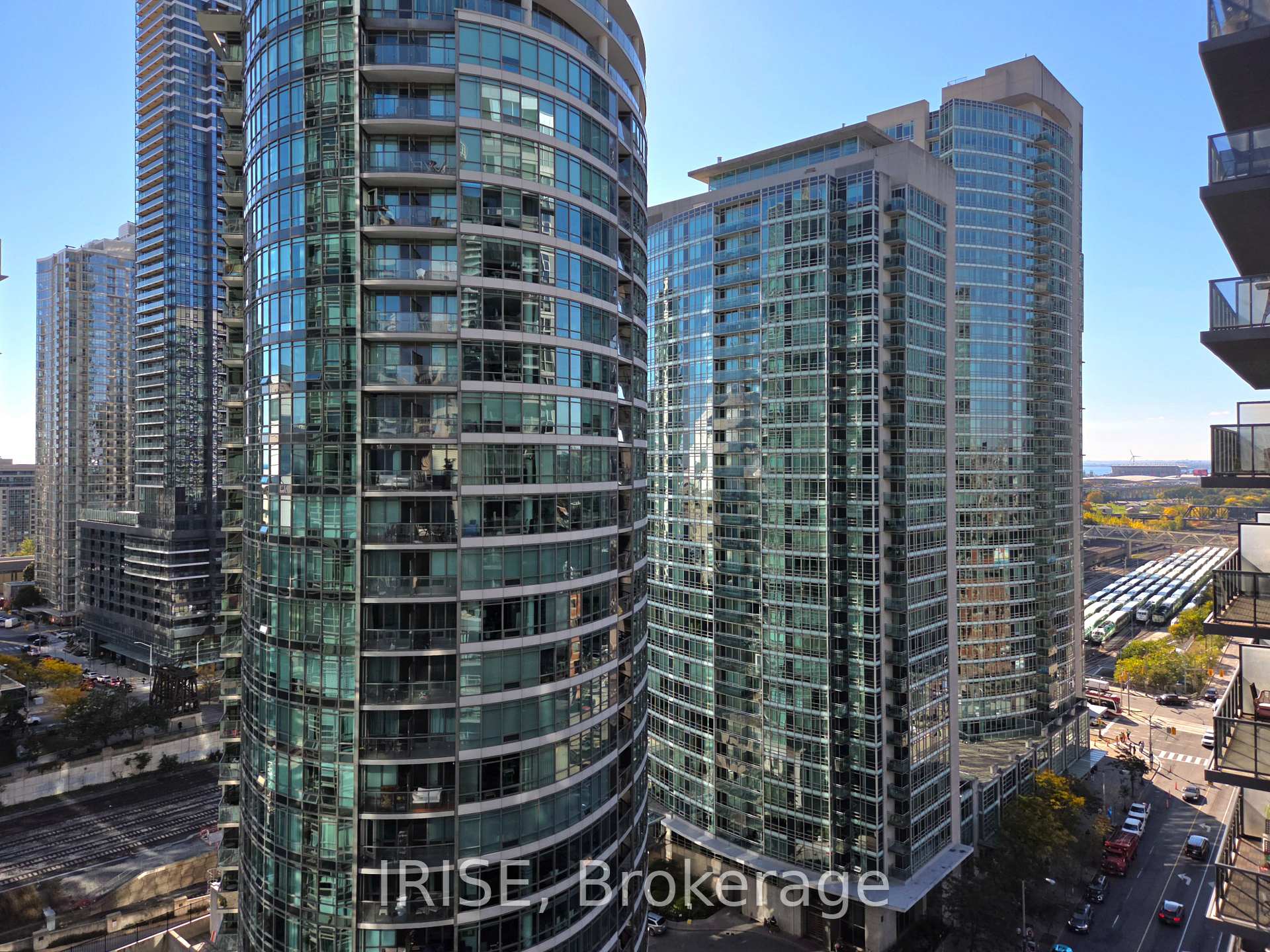 Photo 12 of Unit 1919, 20 Blue Jays Way, Toronto, Waterfront Communities — HOMEH