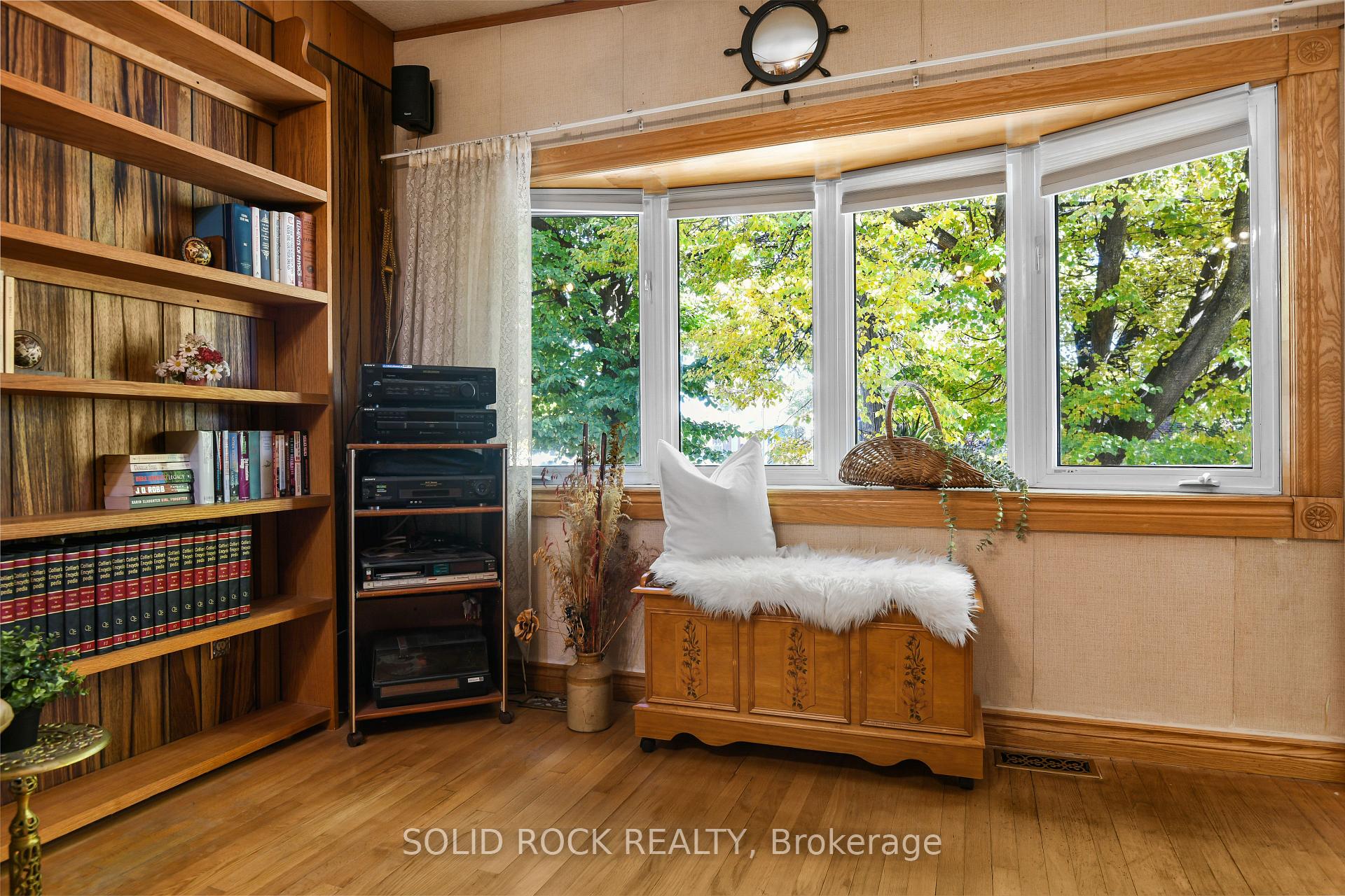Photo 7 of 1012 Panet Street, Ottawa, Carlington — HOMEH