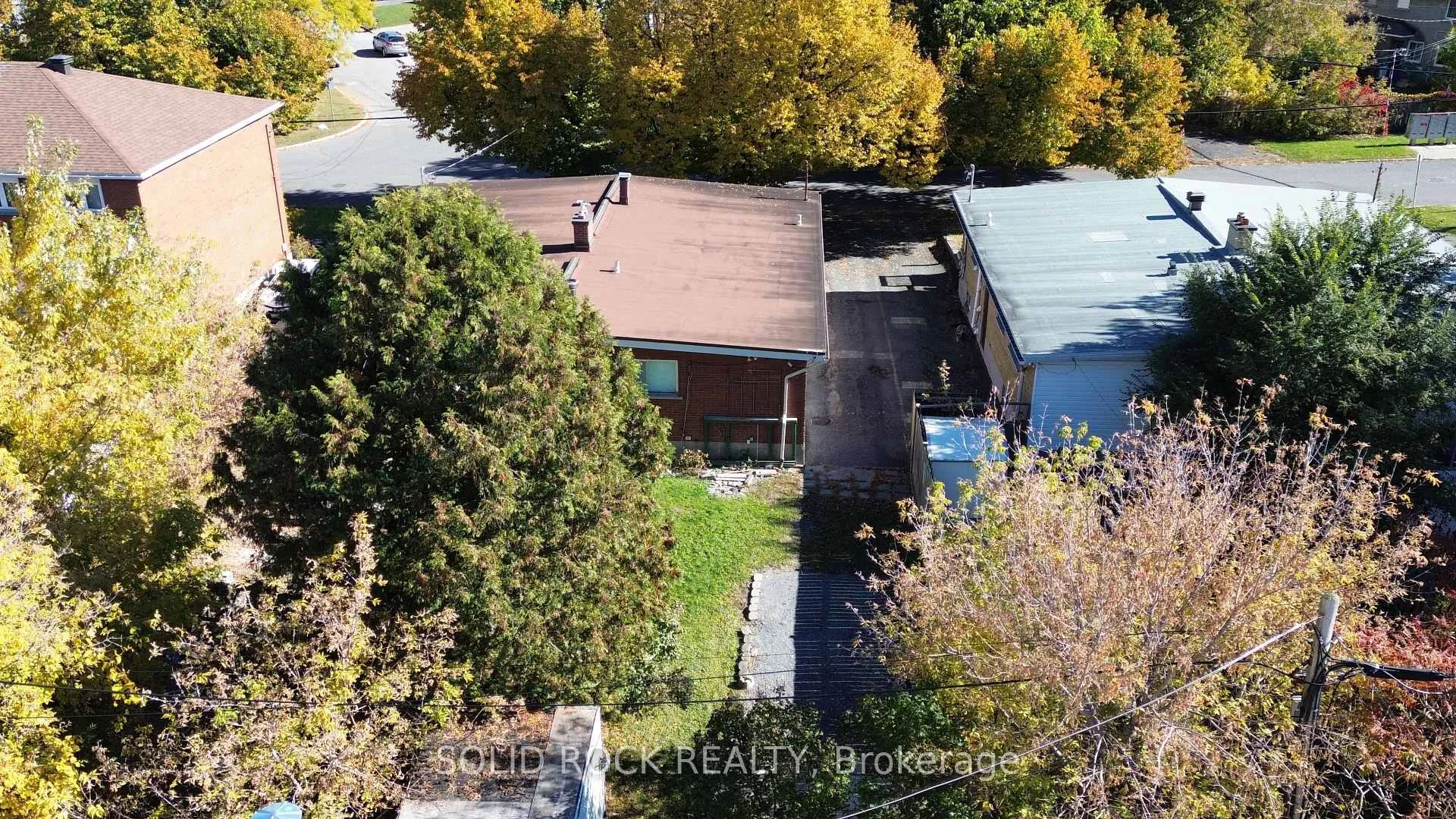 Photo 32 of 1012 Panet Street, Ottawa, Carlington — HOMEH