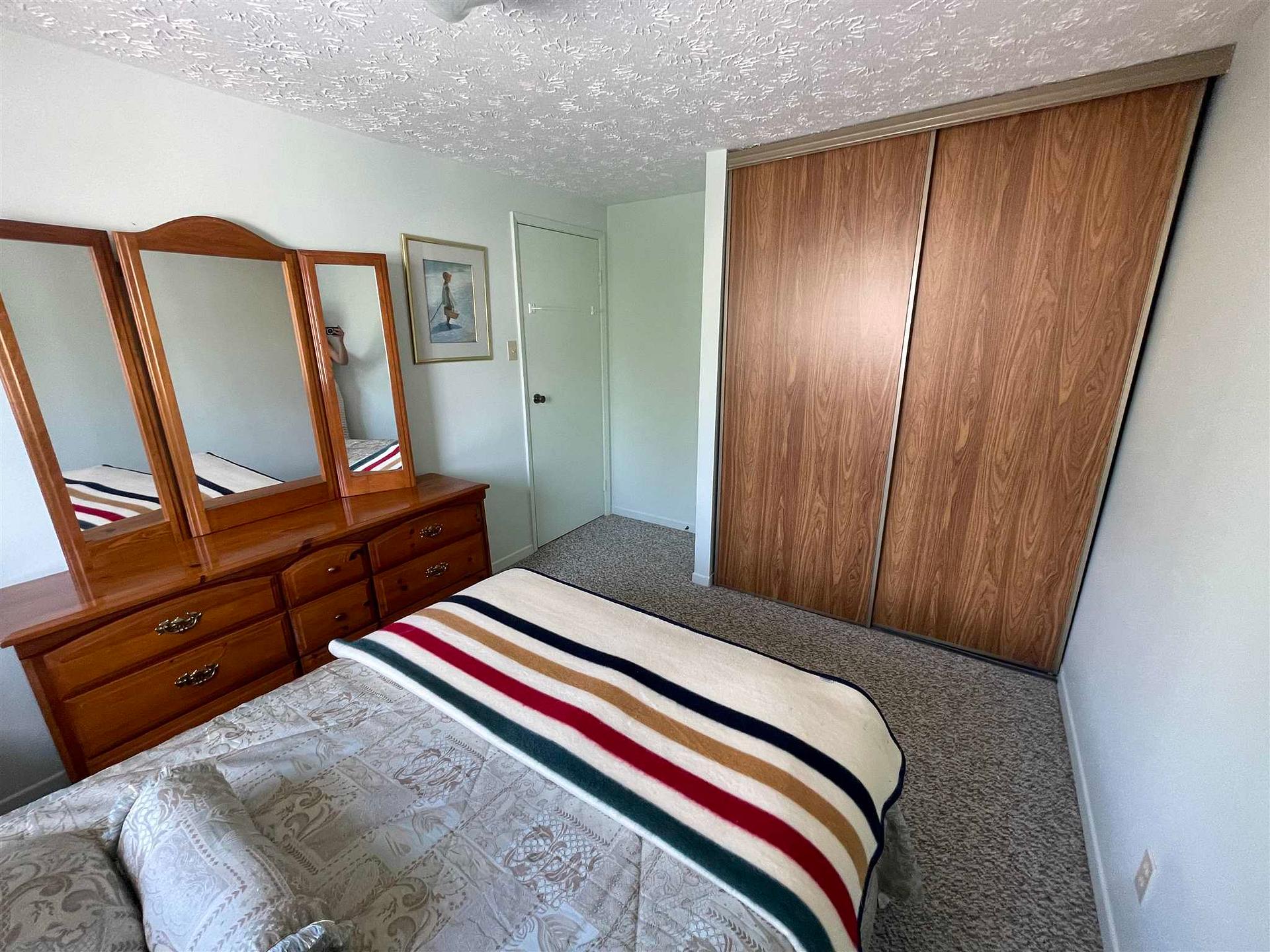 Photo 13 of 68 Farquhar Place, Elliot Lake — HOMEH