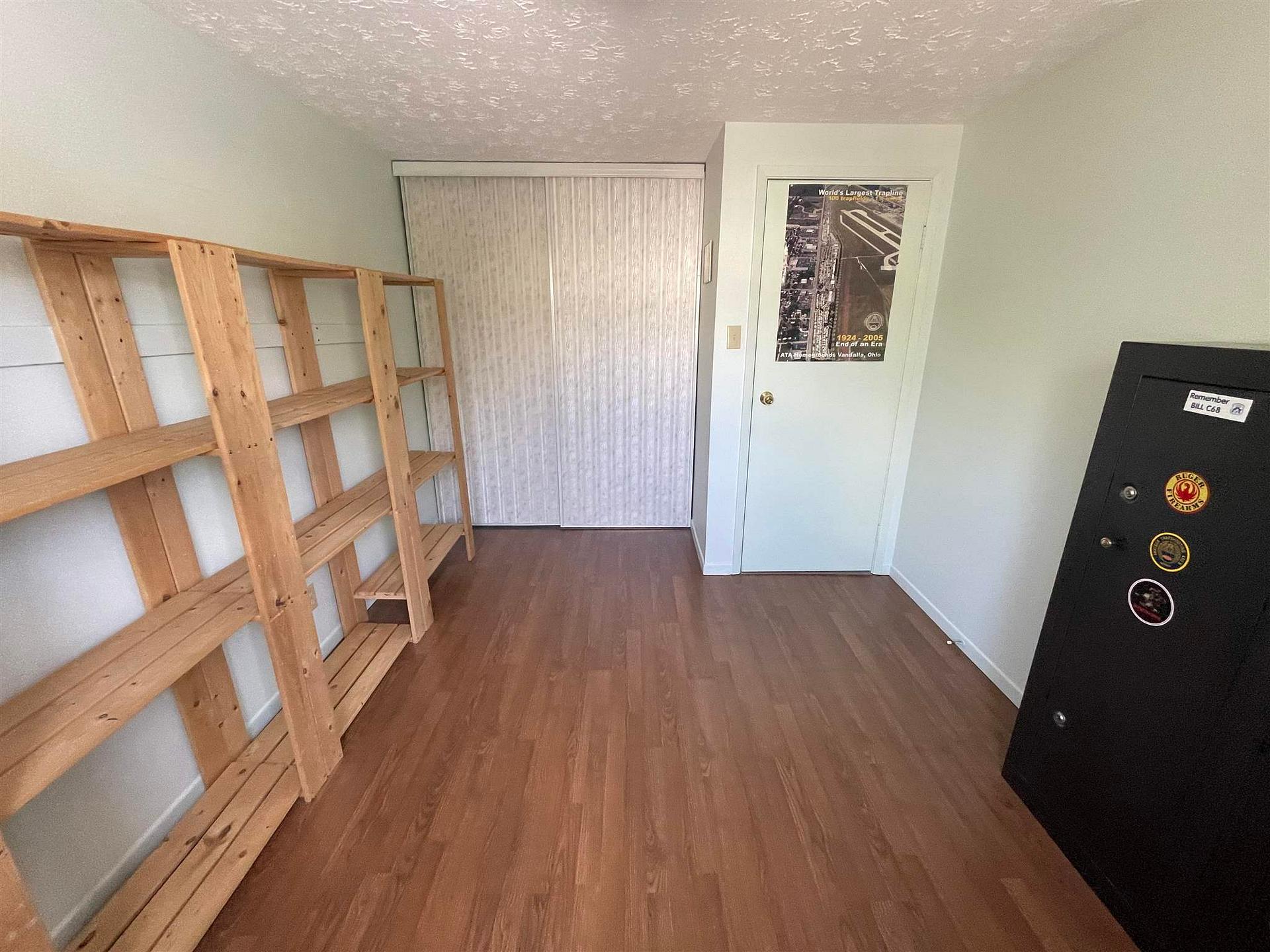 Photo 15 of 68 Farquhar Place, Elliot Lake — HOMEH