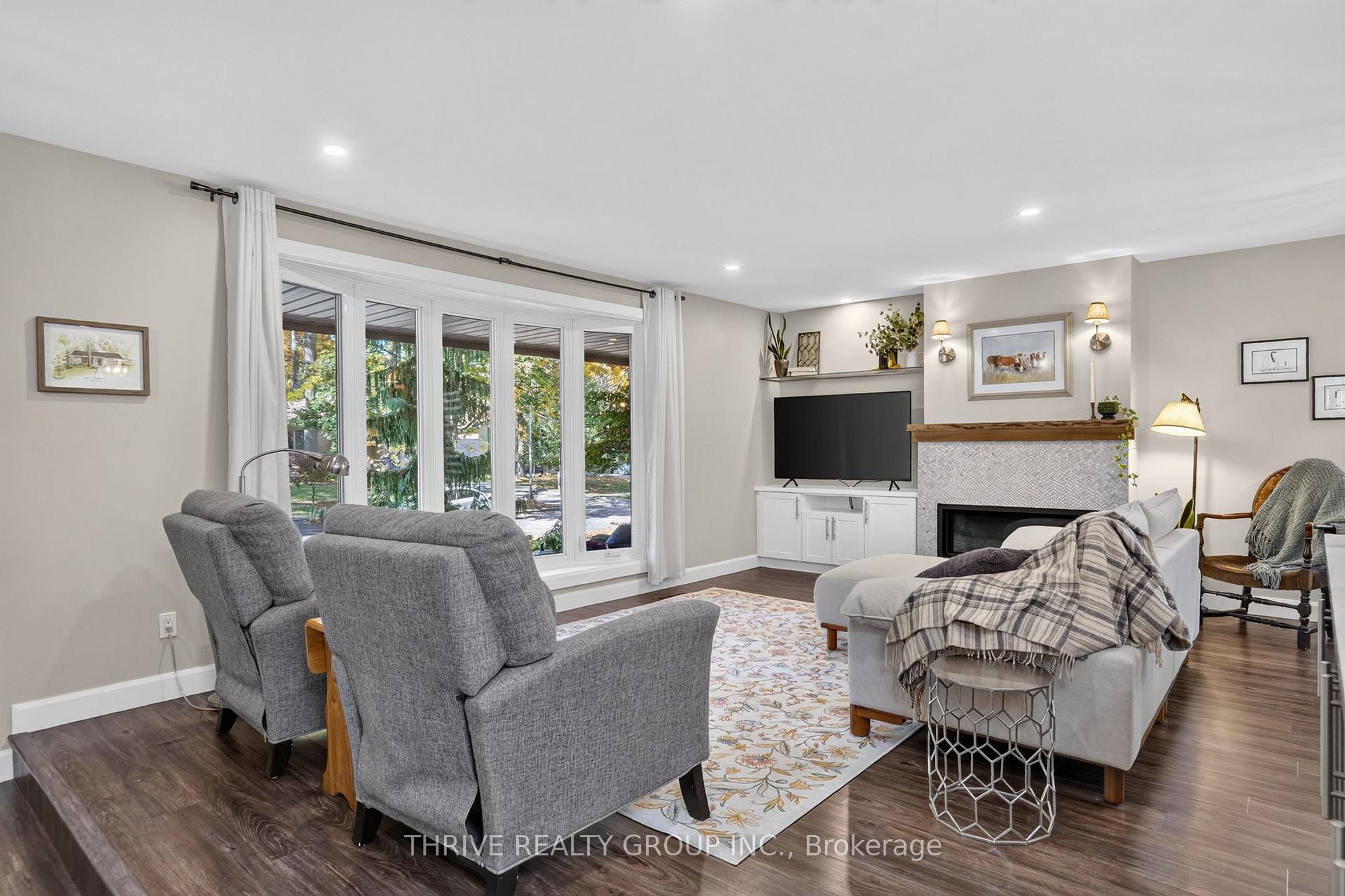 Photo 6 of 496 Belvedere Avenue, London, South K — HOMEH