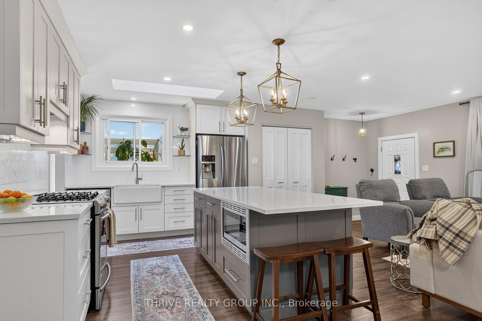Photo 12 of 496 Belvedere Avenue, London, South K — HOMEH