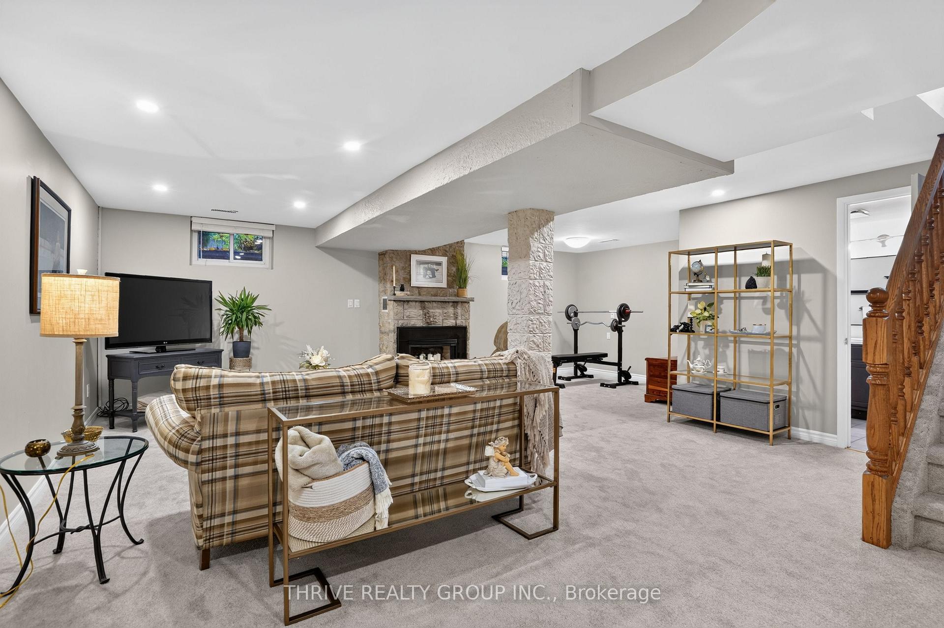 Photo 32 of 496 Belvedere Avenue, London, South K — HOMEH