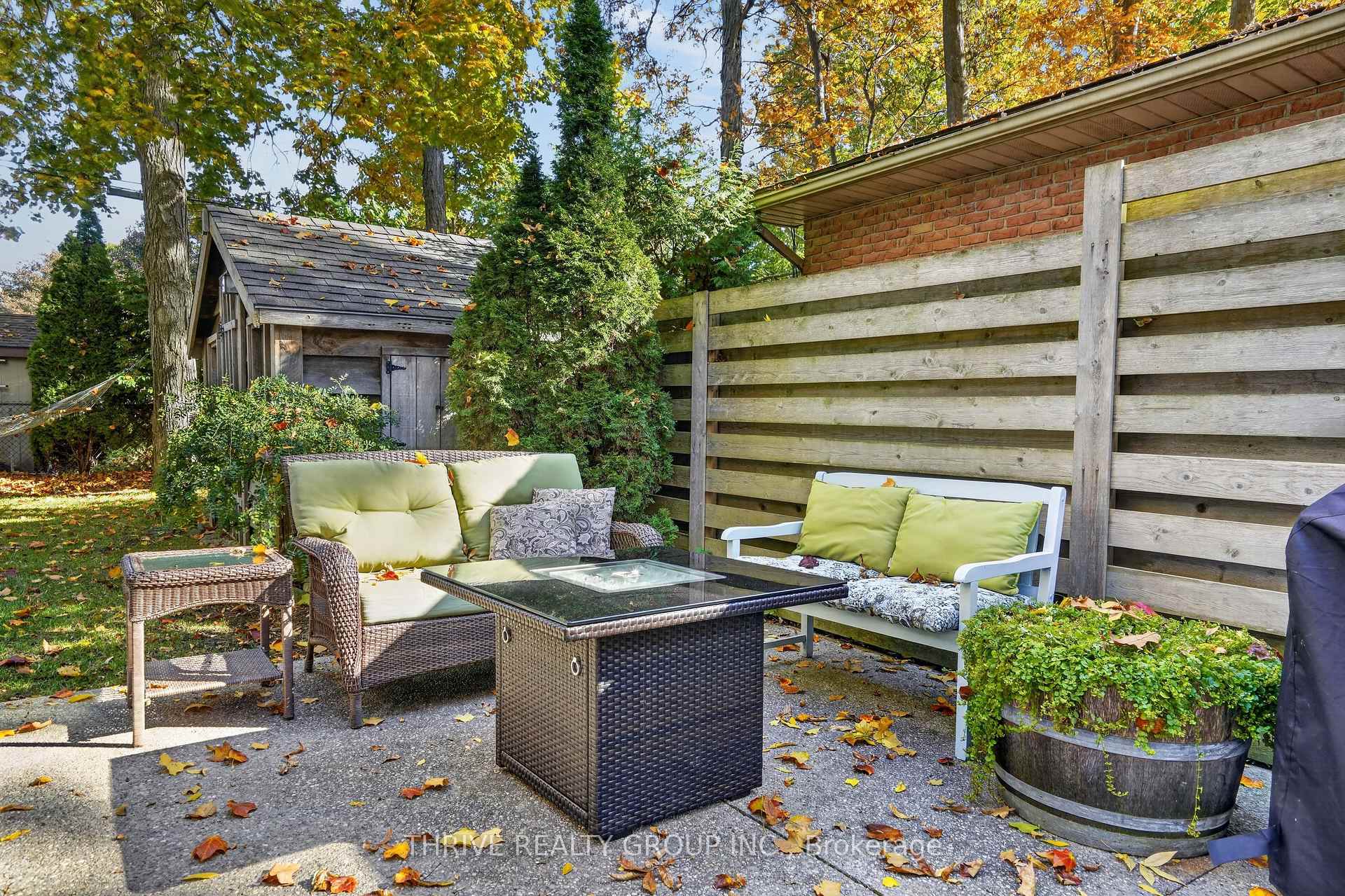 Photo 45 of 496 Belvedere Avenue, London, South K — HOMEH