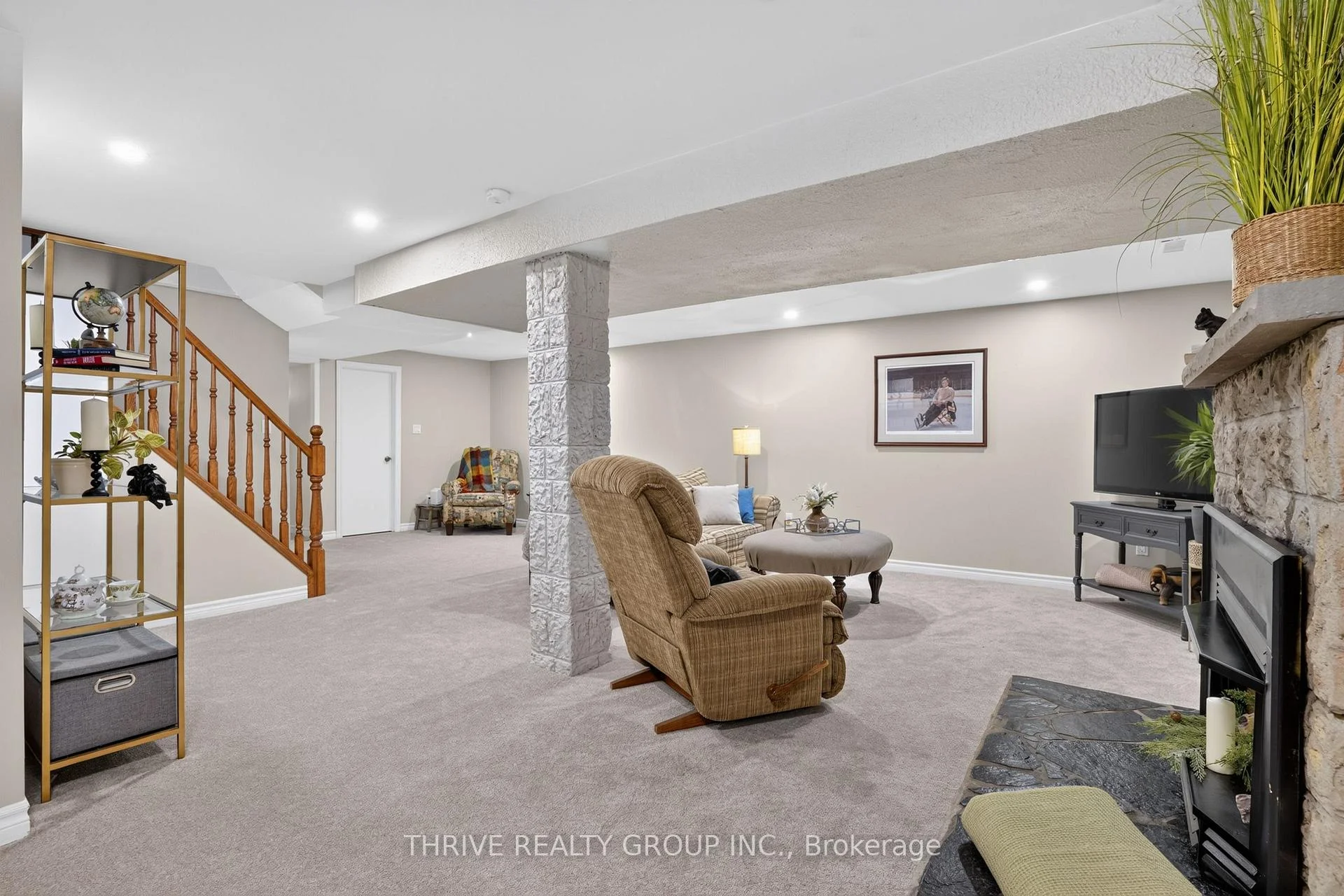 Photo 36 of 496 Belvedere Avenue, London, South K — HOMEH