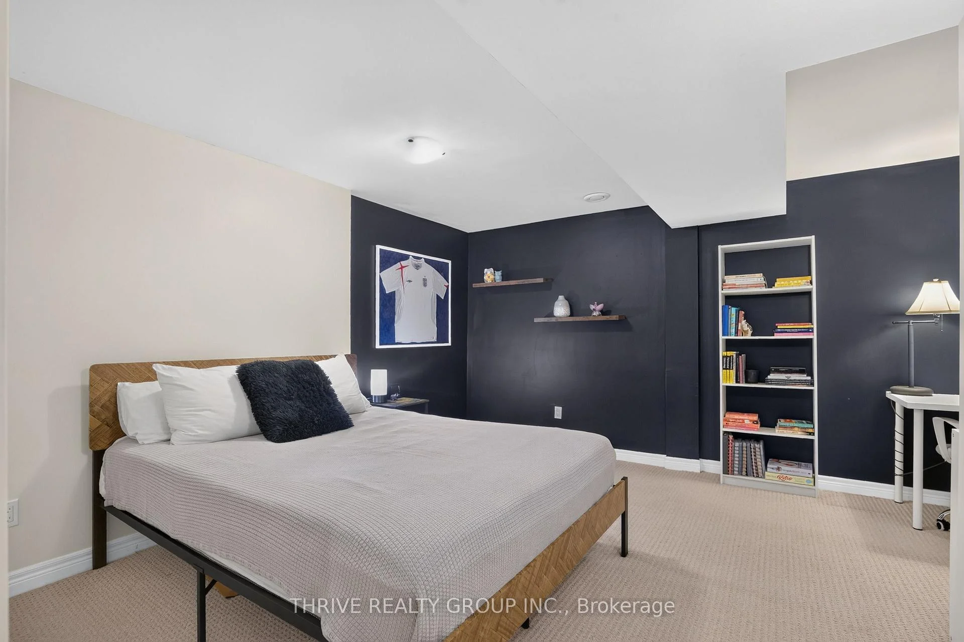 Photo 37 of 496 Belvedere Avenue, London, South K — HOMEH