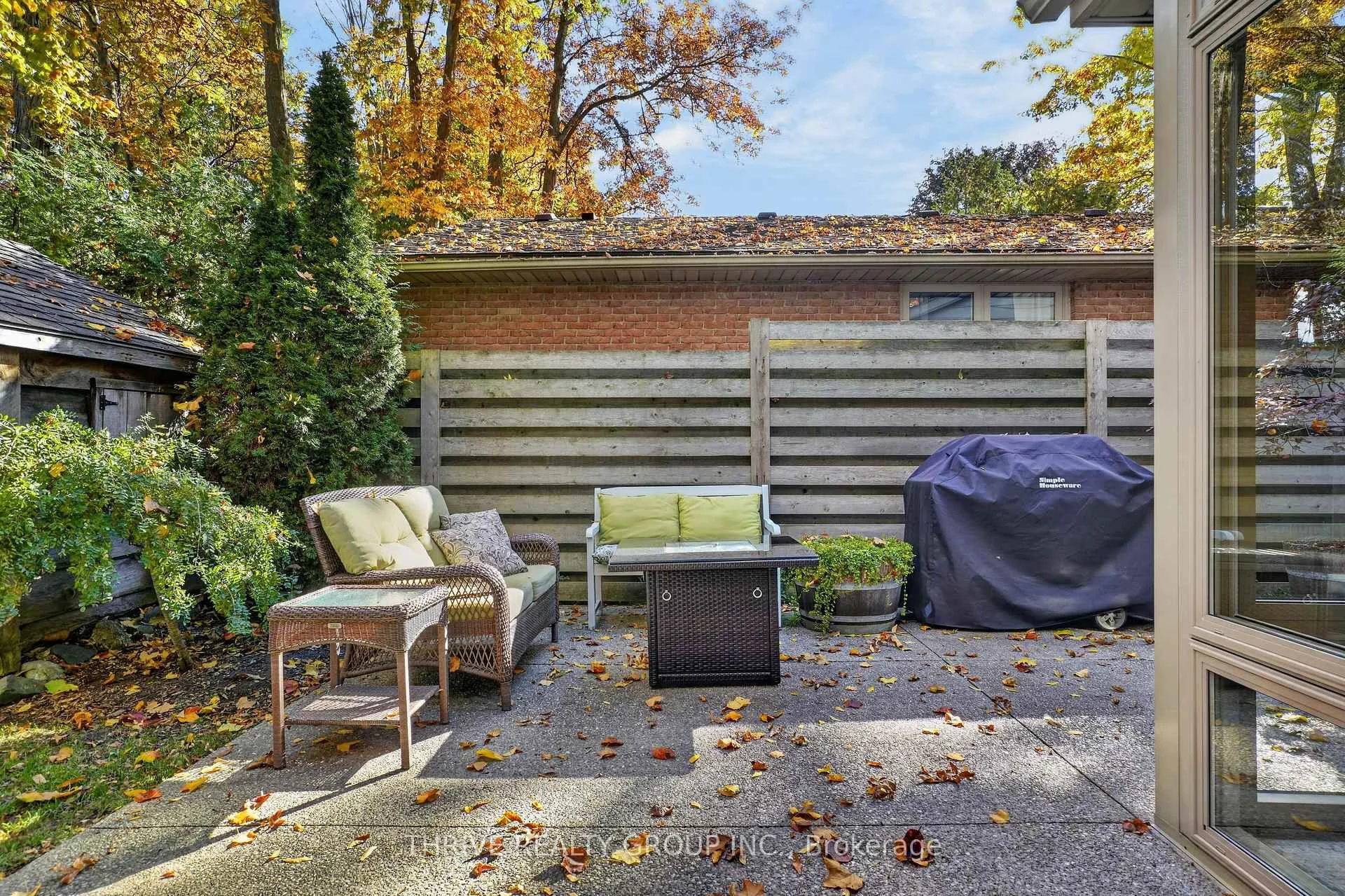 Photo 46 of 496 Belvedere Avenue, London, South K — HOMEH