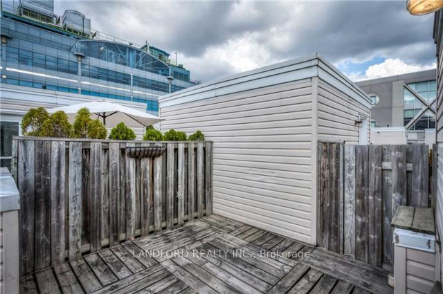 Photo 13 of Unit 511, 27 Canniff Street, Toronto, Niagara — HOMEH