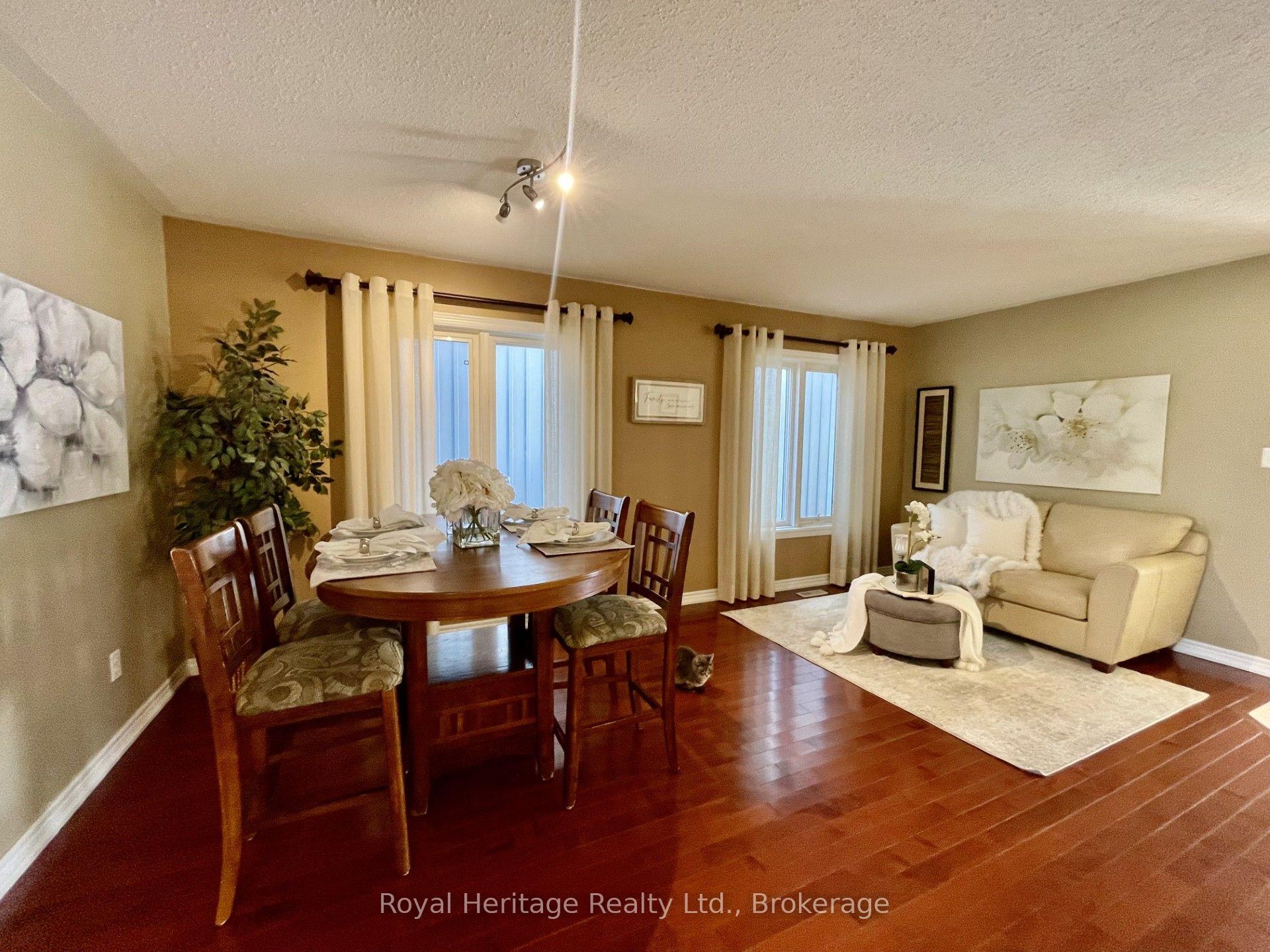 Photo 9 of 65 Cranborne Crescent, Whitby, Brooklin — HOMEH