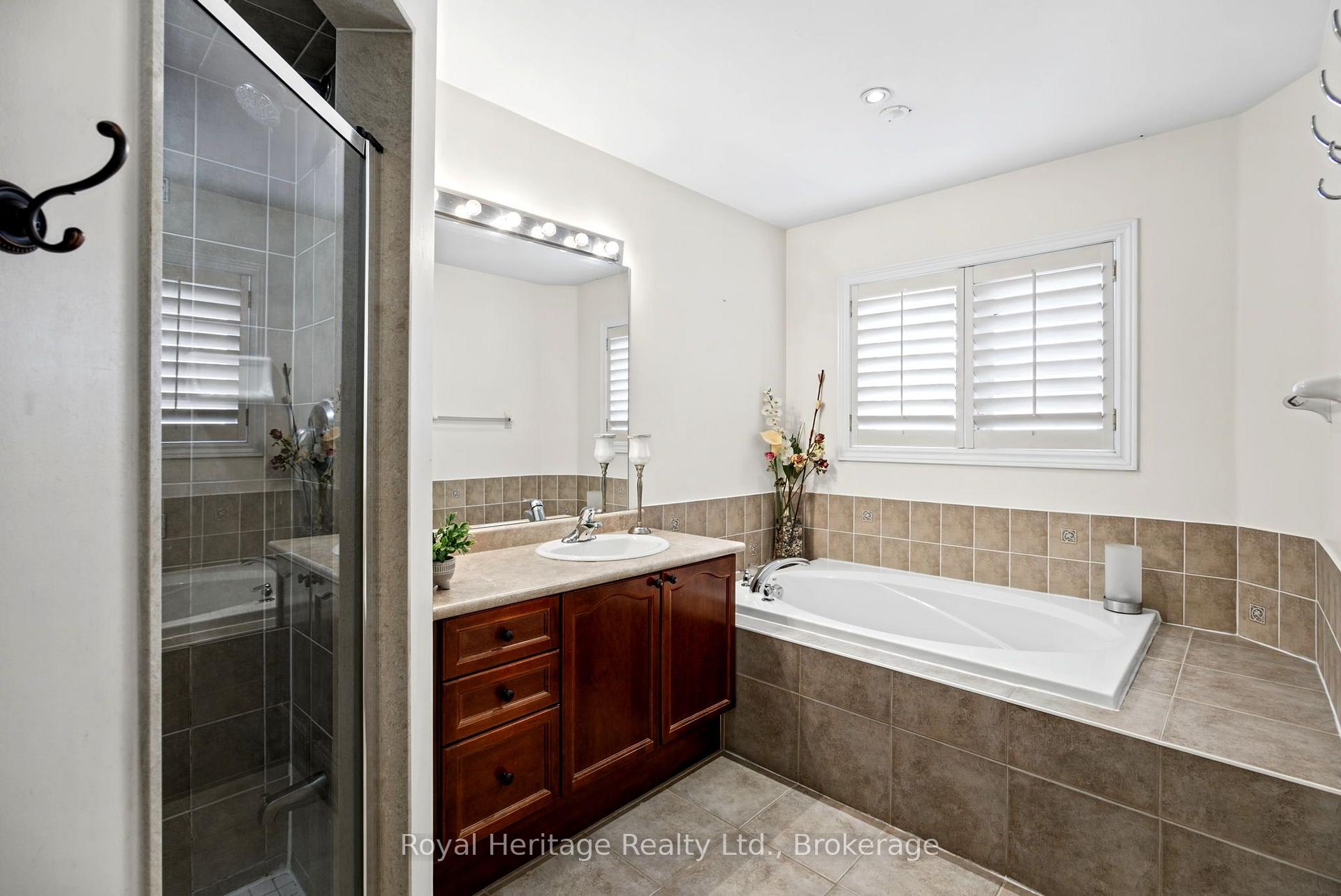 Photo 24 of 65 Cranborne Crescent, Whitby, Brooklin — HOMEH