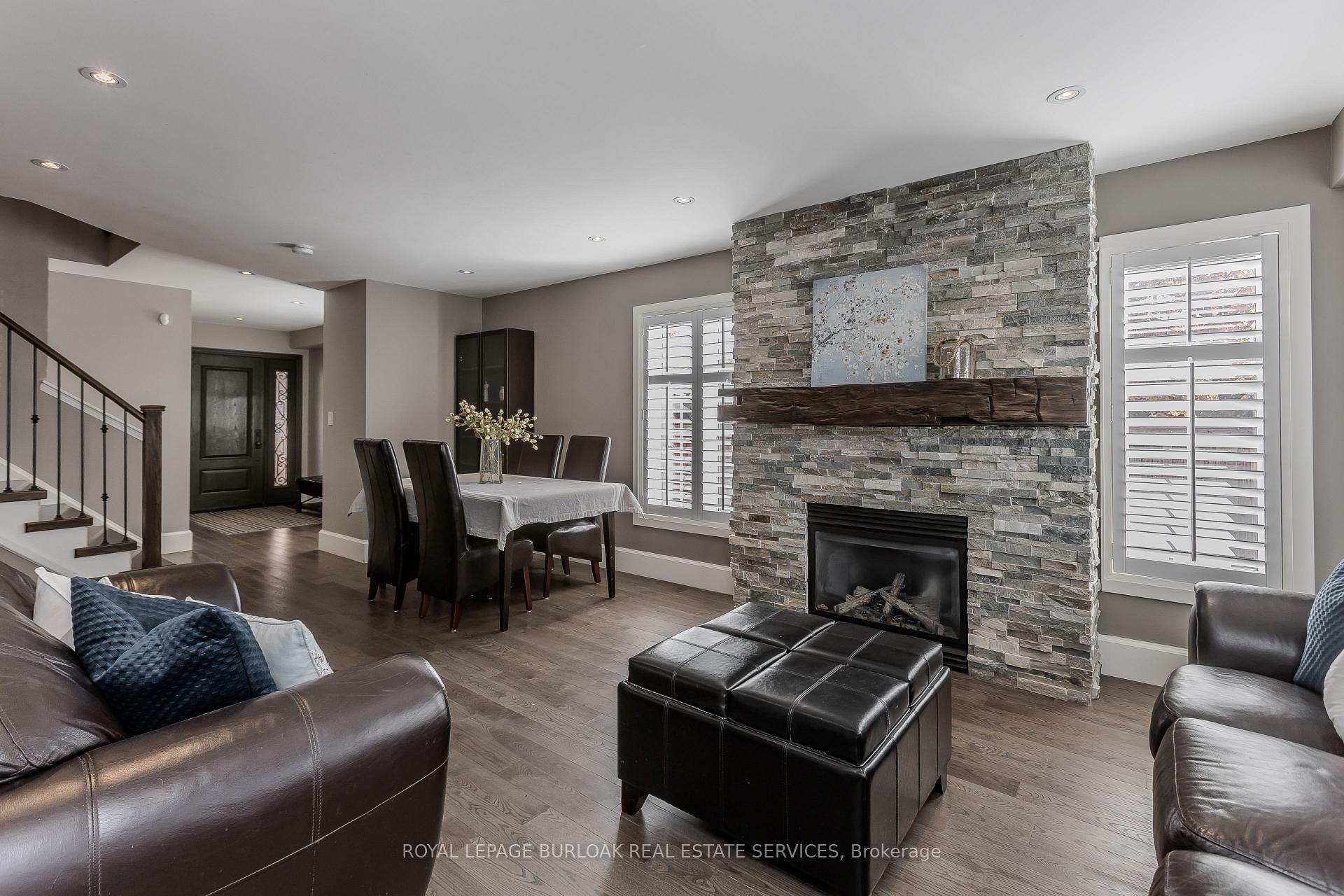 Photo 3 of 2248 Elmside Crescent, Burlington, Orchard — HOMEH