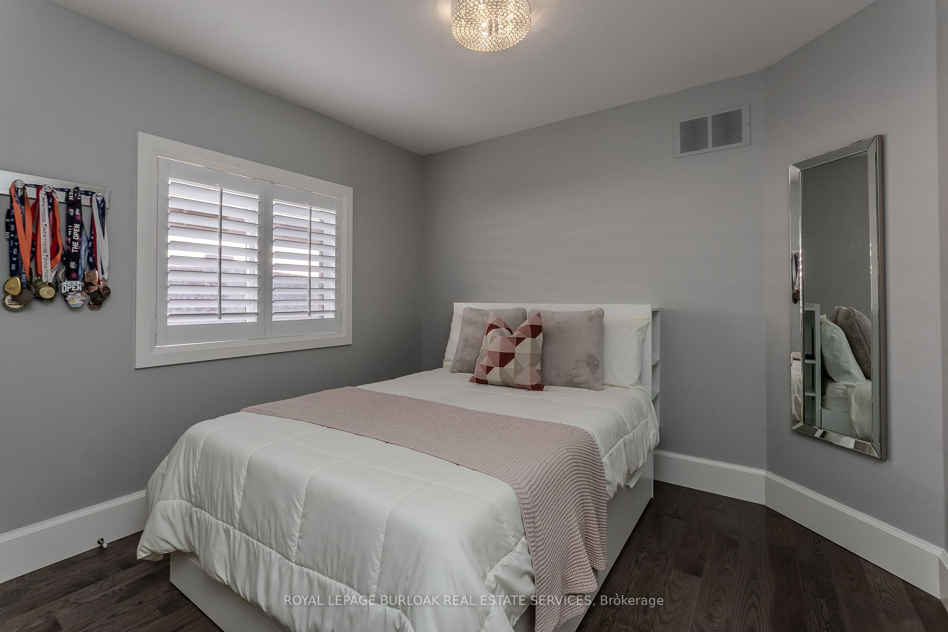 Photo 14 of 2248 Elmside Crescent, Burlington, Orchard — HOMEH