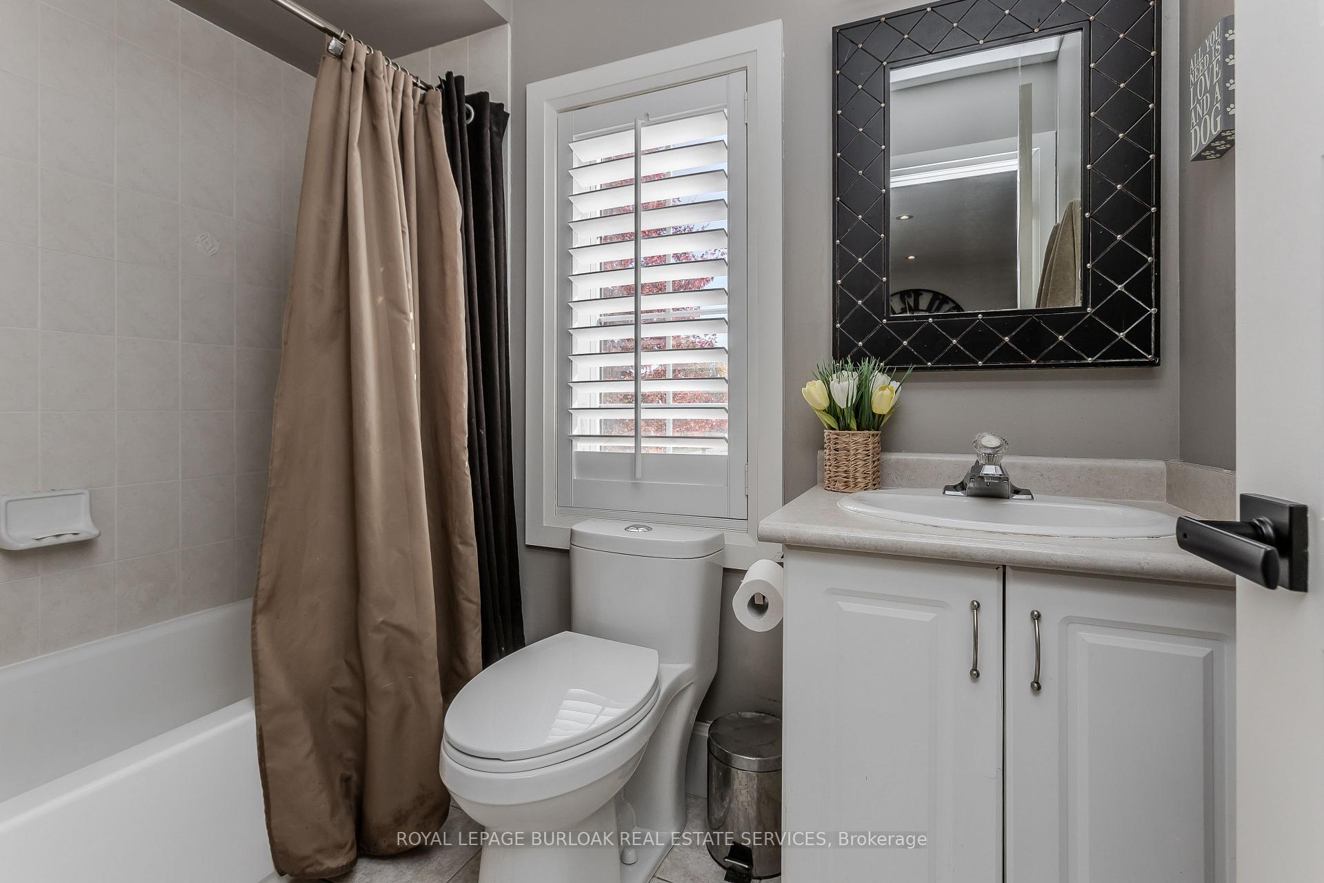 Photo 15 of 2248 Elmside Crescent, Burlington, Orchard — HOMEH