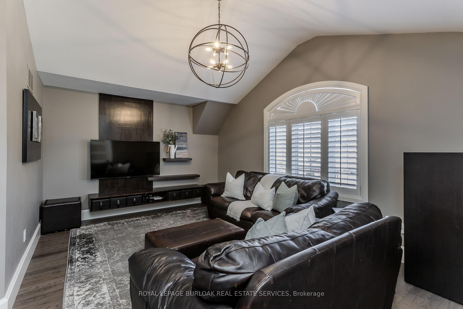 Photo 17 of 2248 Elmside Crescent, Burlington, Orchard — HOMEH