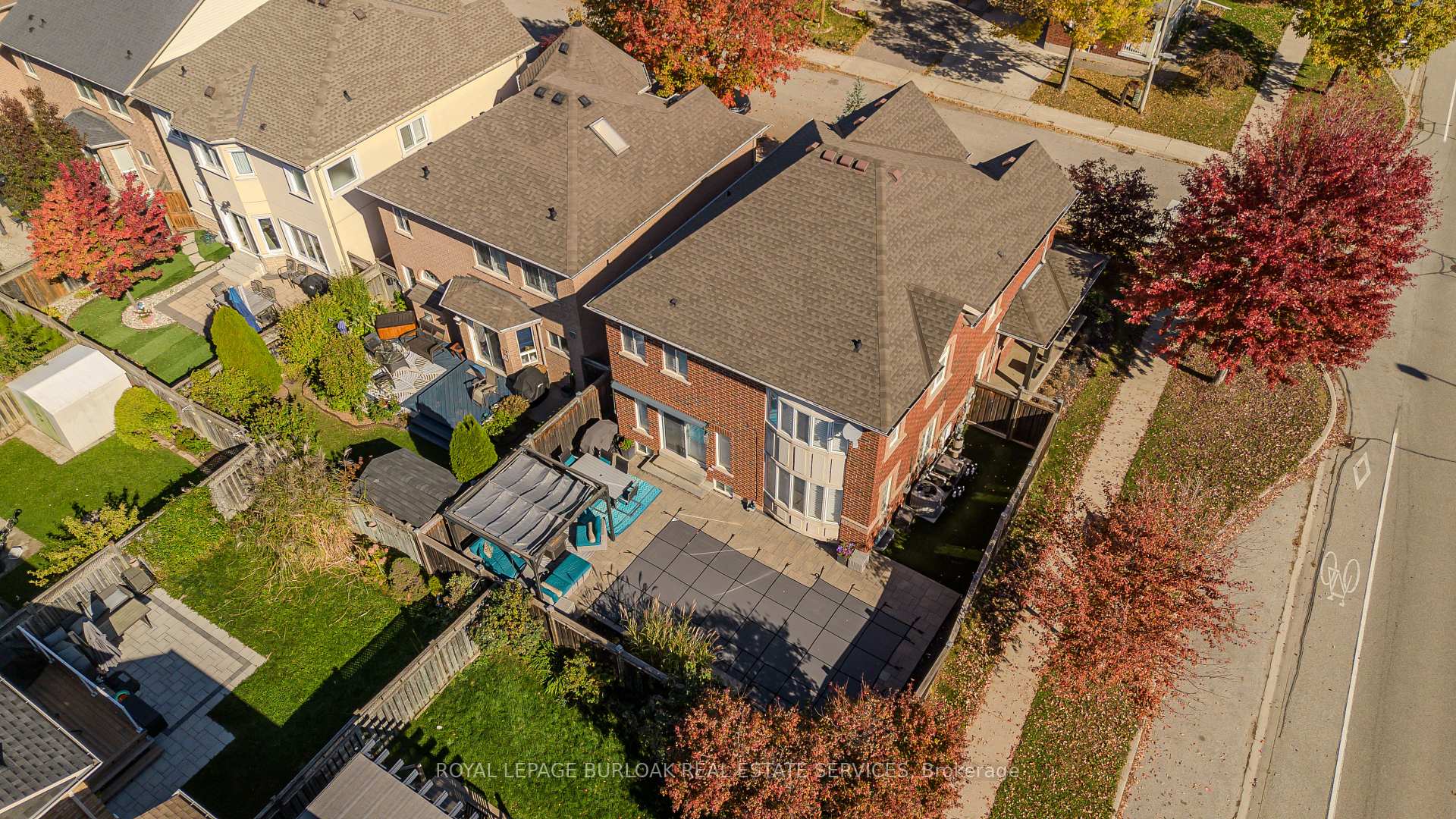 Photo 30 of 2248 Elmside Crescent, Burlington, Orchard — HOMEH