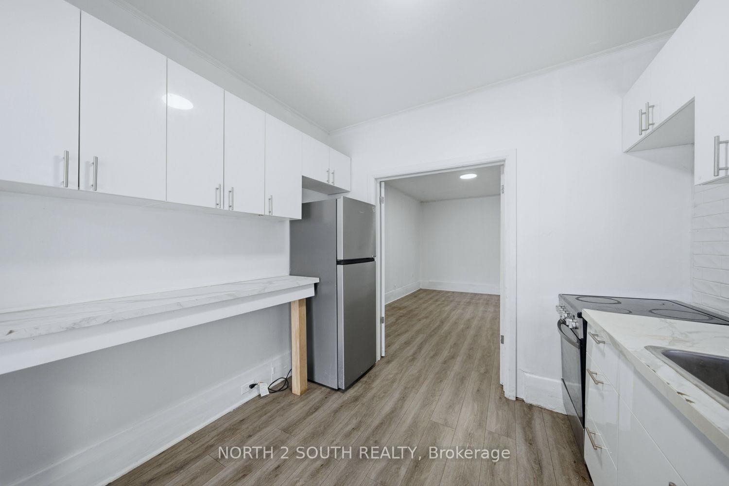 Photo 7 of 880 Dundas Street E, London, East L — HOMEH