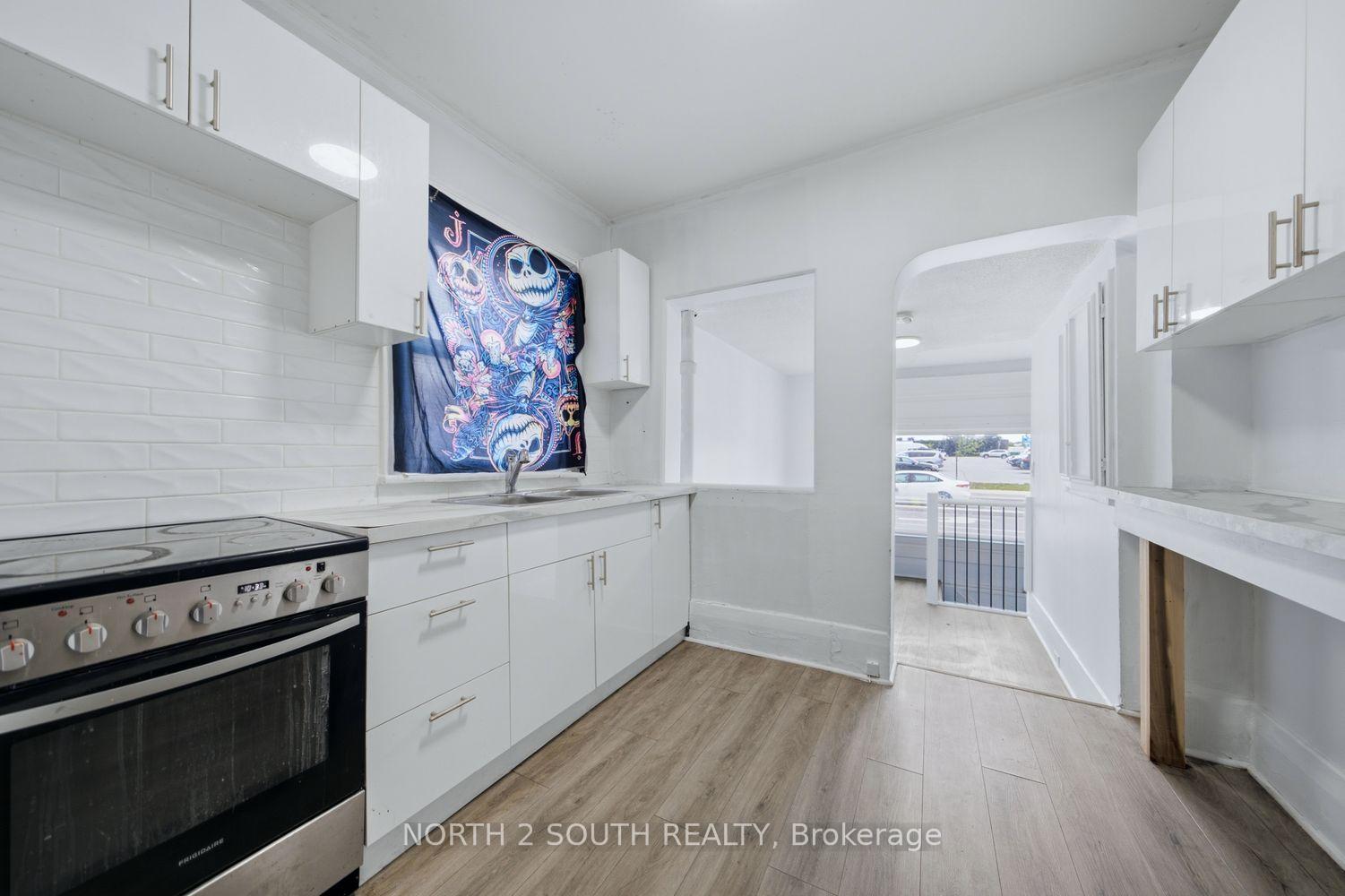 Photo 8 of 880 Dundas Street E, London, East L — HOMEH