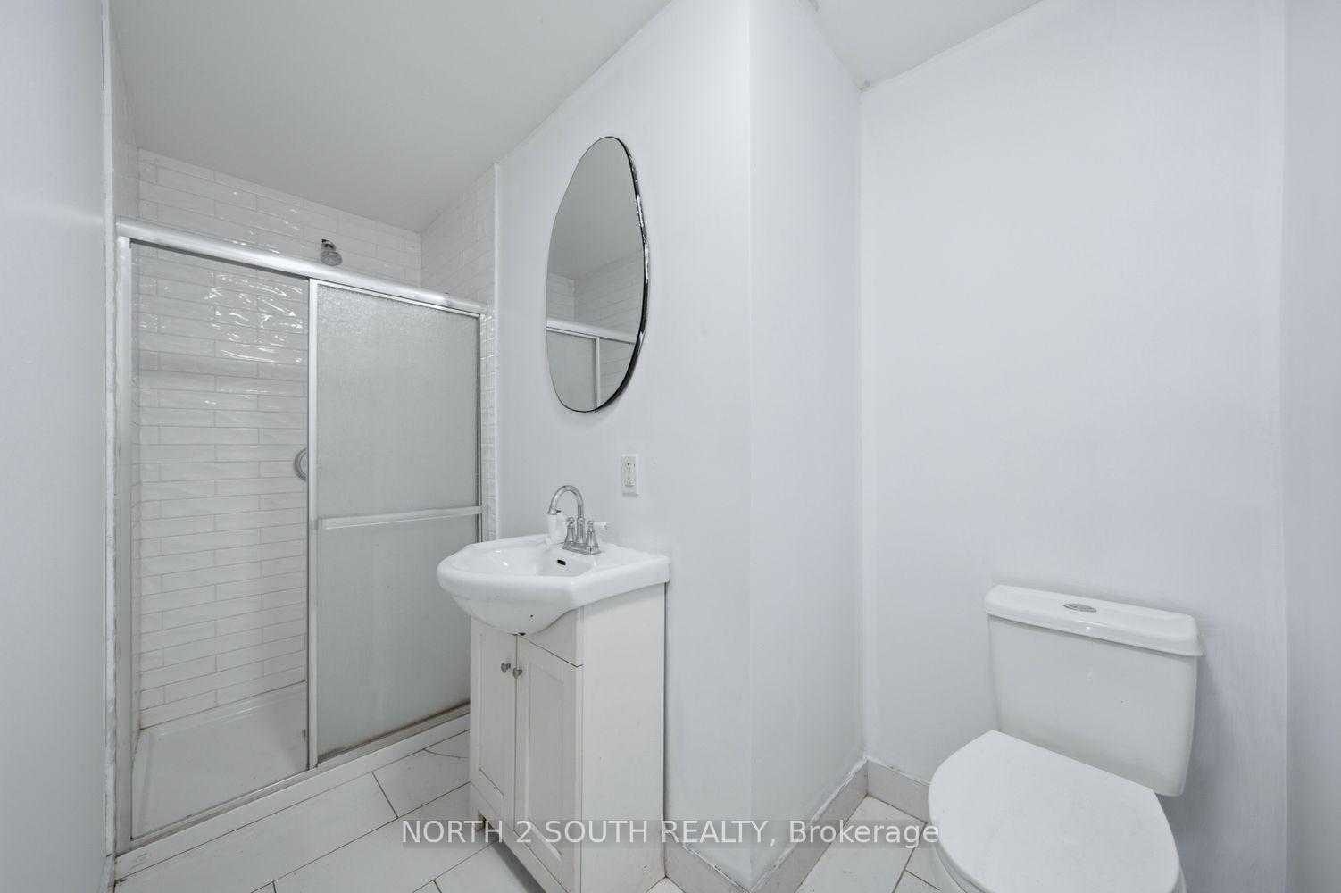 Photo 13 of 880 Dundas Street E, London, East L — HOMEH