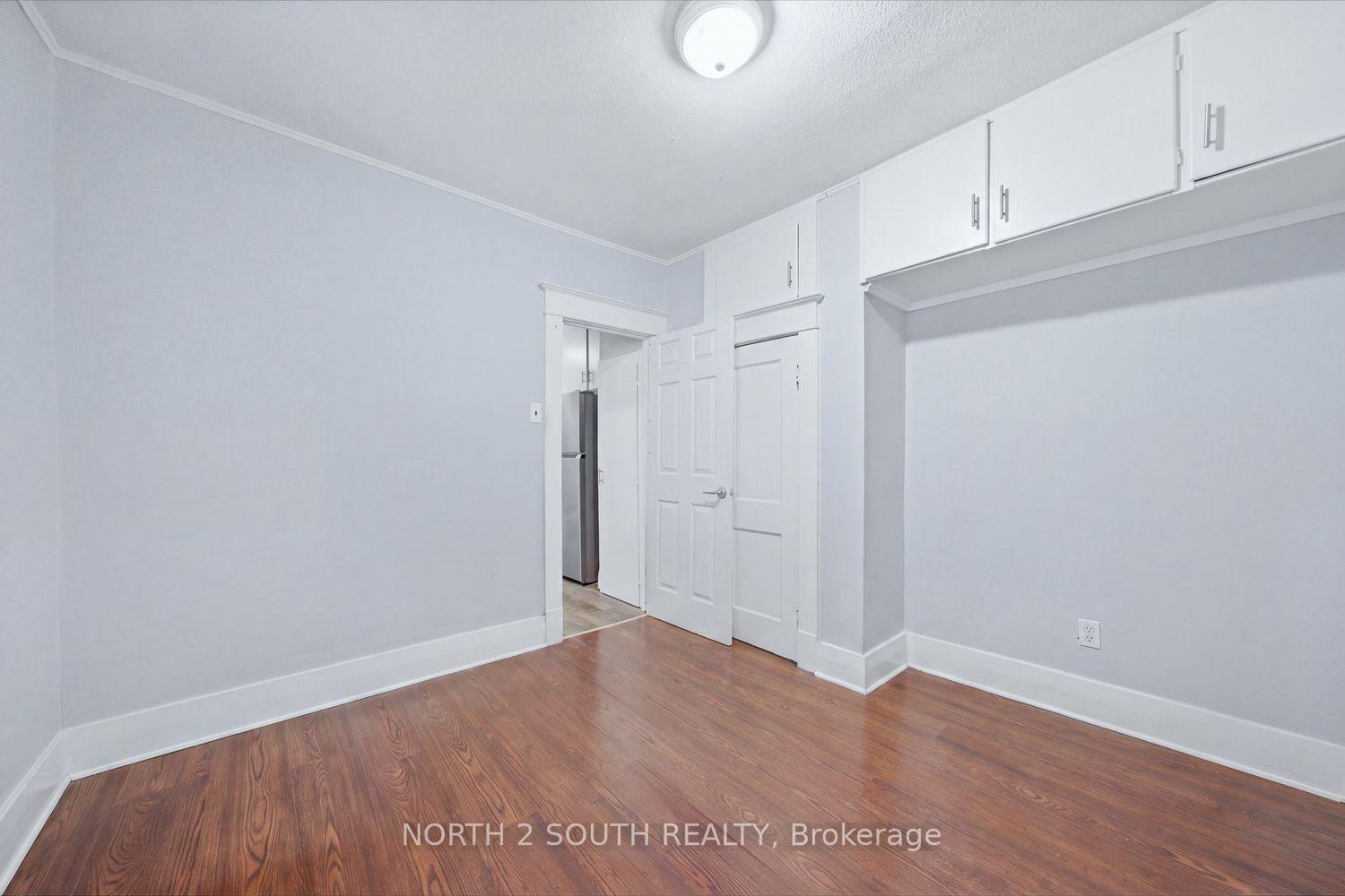 Photo 21 of 880 Dundas Street E, London, East L — HOMEH