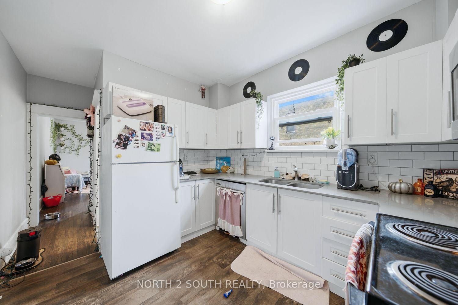 Photo 31 of 880 Dundas Street E, London, East L — HOMEH