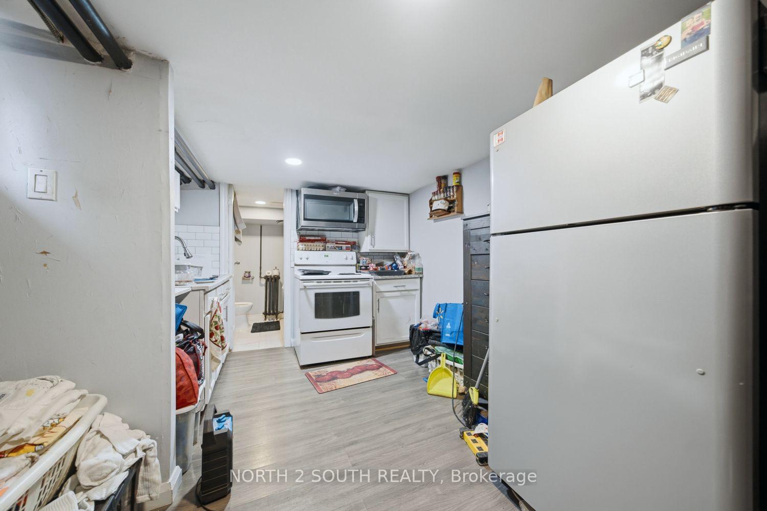 Photo 39 of 880 Dundas Street E, London, East L — HOMEH