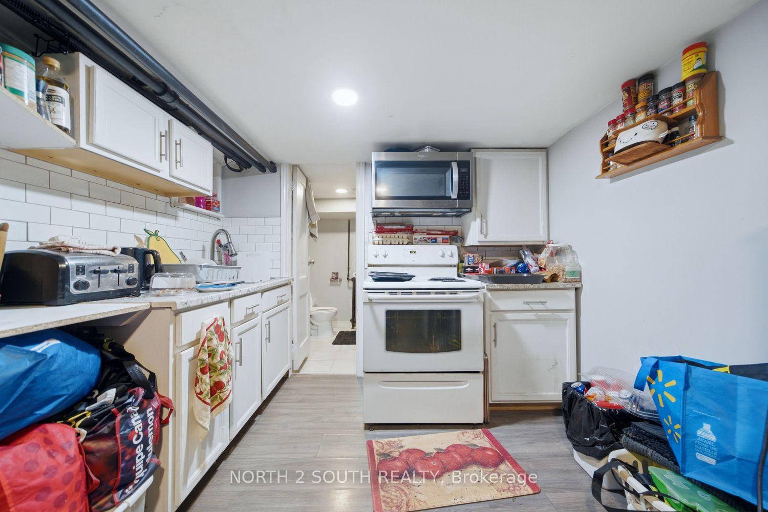 Photo 40 of 880 Dundas Street E, London, East L — HOMEH