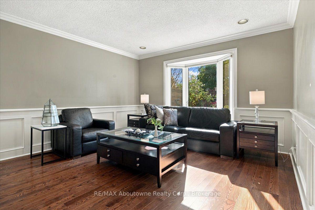 Photo 11 of 1476 Livery Lane, Oakville, Glen Abbey — HOMEH