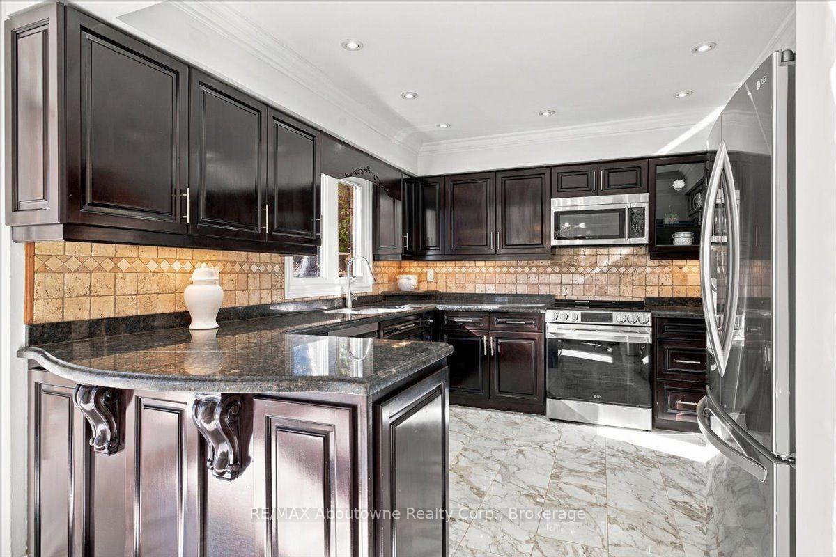 Photo 15 of 1476 Livery Lane, Oakville, Glen Abbey — HOMEH