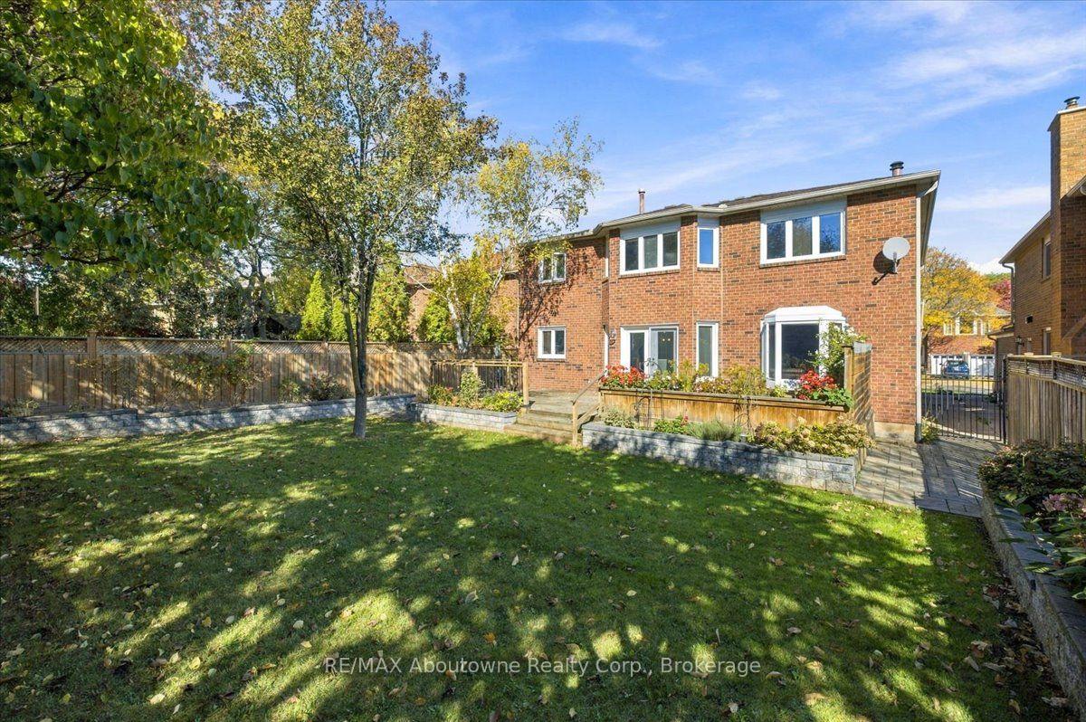 Photo 32 of 1476 Livery Lane, Oakville, Glen Abbey — HOMEH
