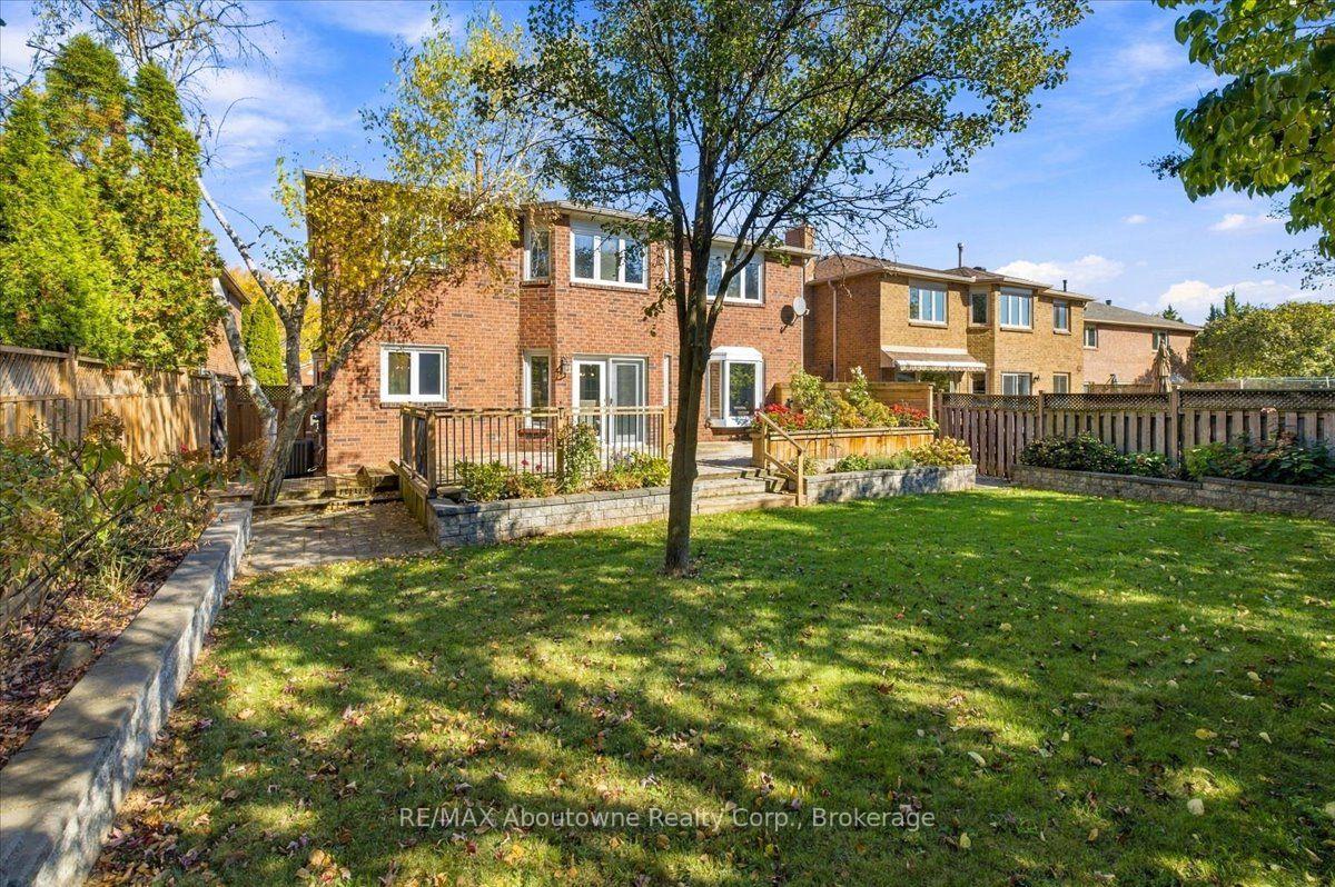 Photo 33 of 1476 Livery Lane, Oakville, Glen Abbey — HOMEH